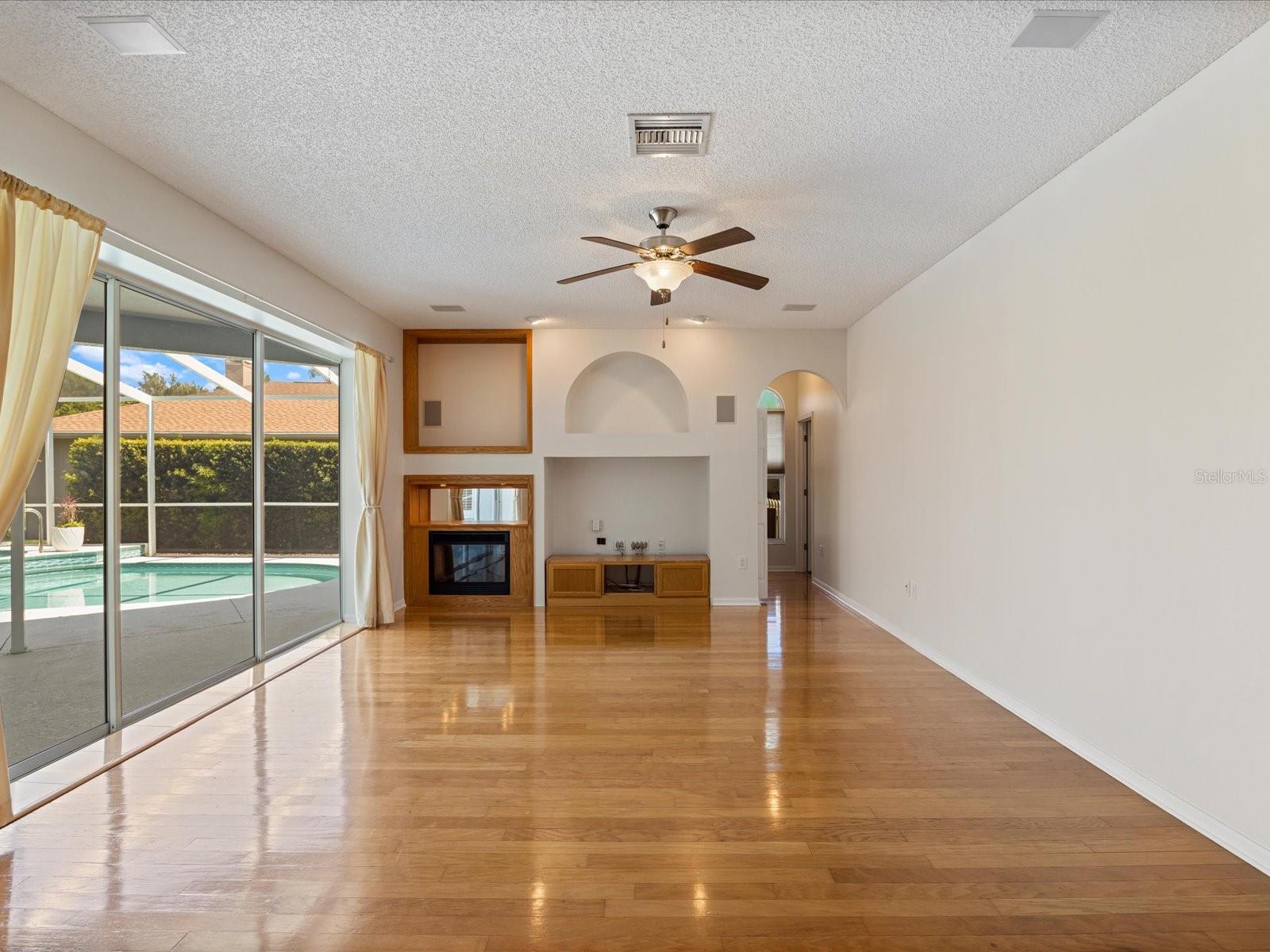 4301 RIDGEMOOR DR N, PALM HARBOR, FL, 34685