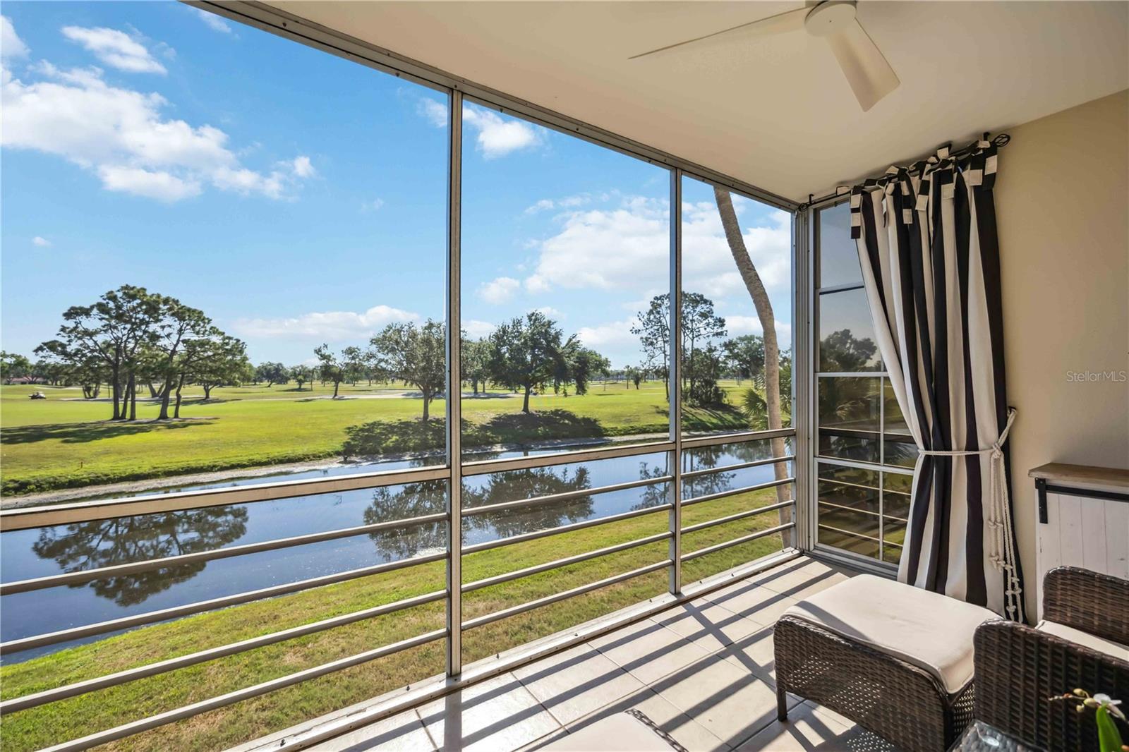 7461 W COUNTRY CLUB DR N #207, SARASOTA, FL, 34243