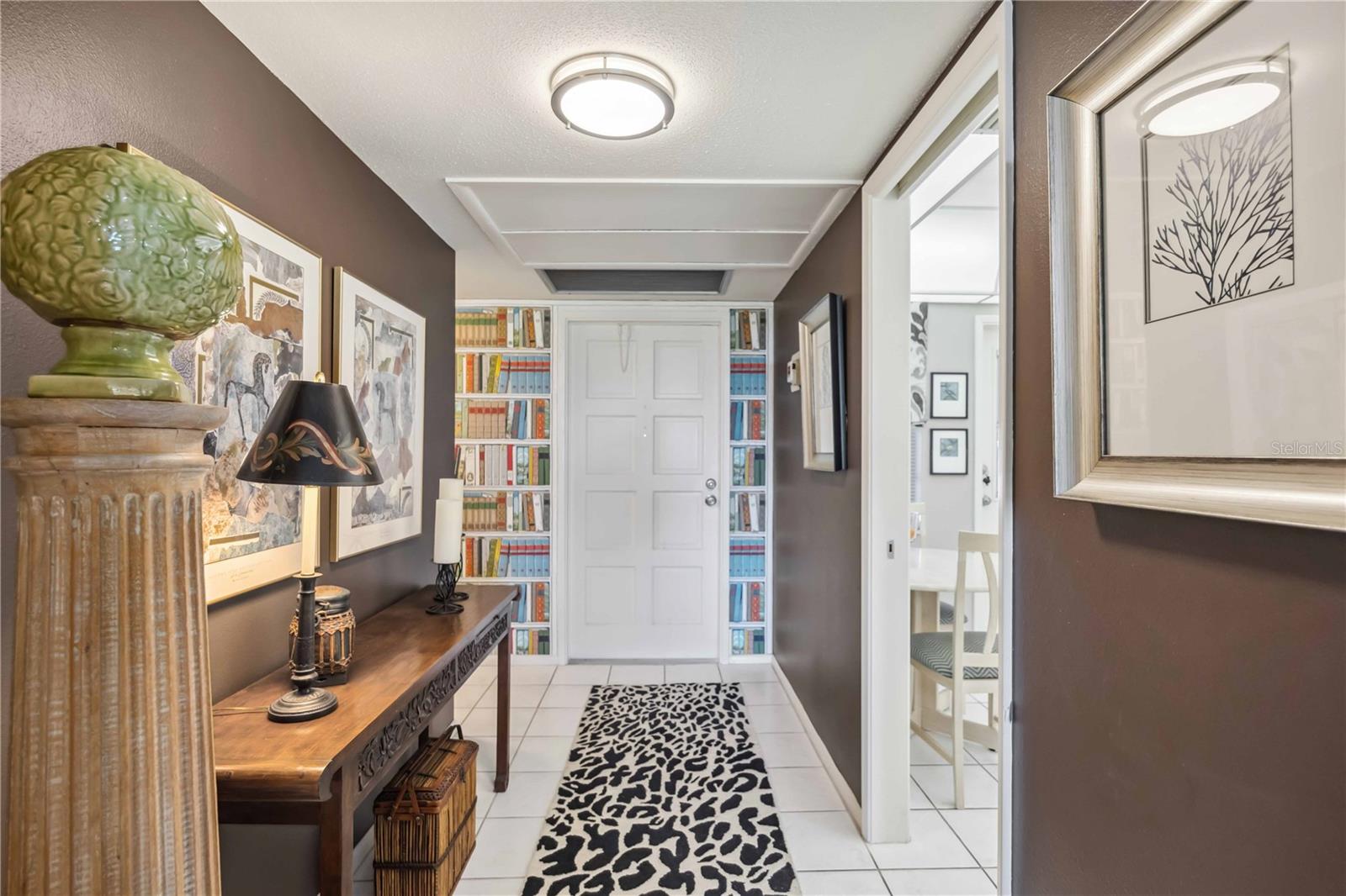 7461 W COUNTRY CLUB DR N #207, SARASOTA, FL, 34243