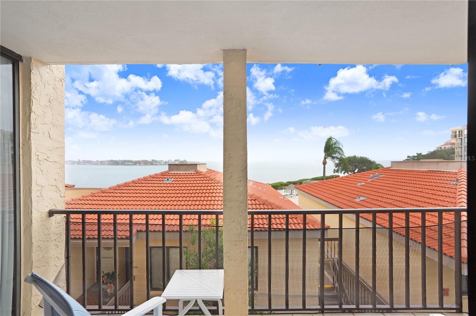 6104 PALMA DEL MAR BLVD S #302, ST PETERSBURG, FL, 33715
