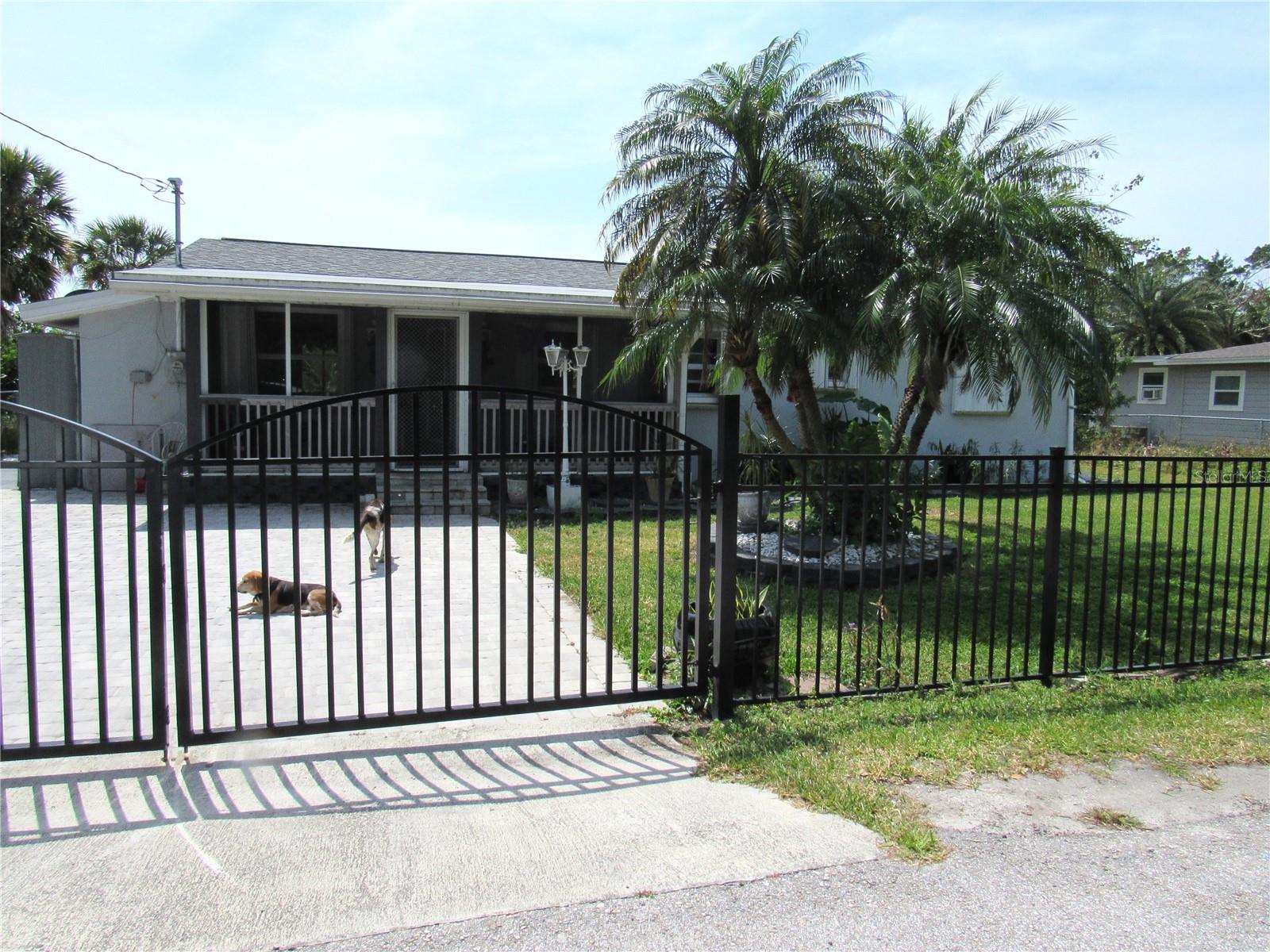 523 OLIPHANT LN, PUNTA GORDA, FL, 33950