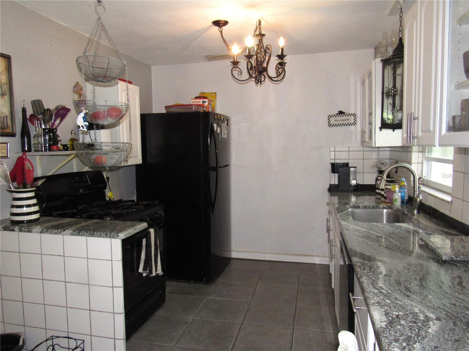 523 OLIPHANT LN, PUNTA GORDA, FL, 33950