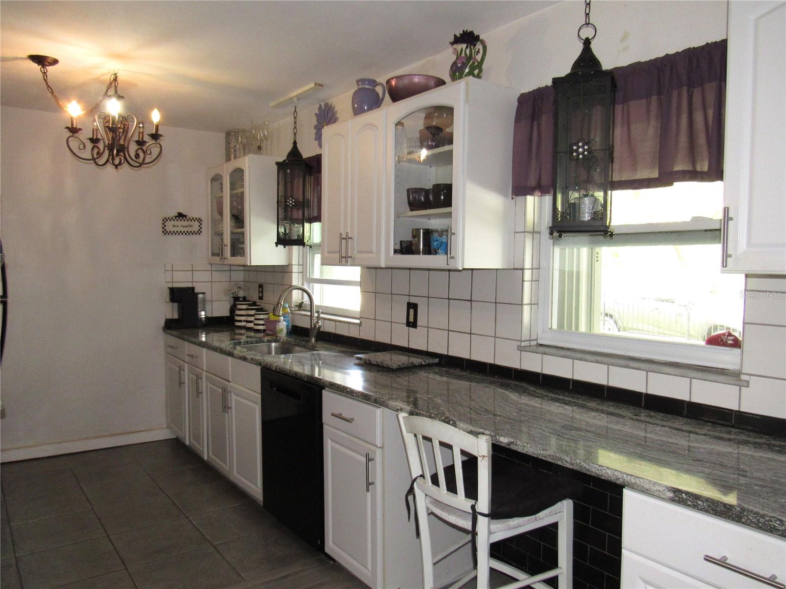 523 OLIPHANT LN, PUNTA GORDA, FL, 33950