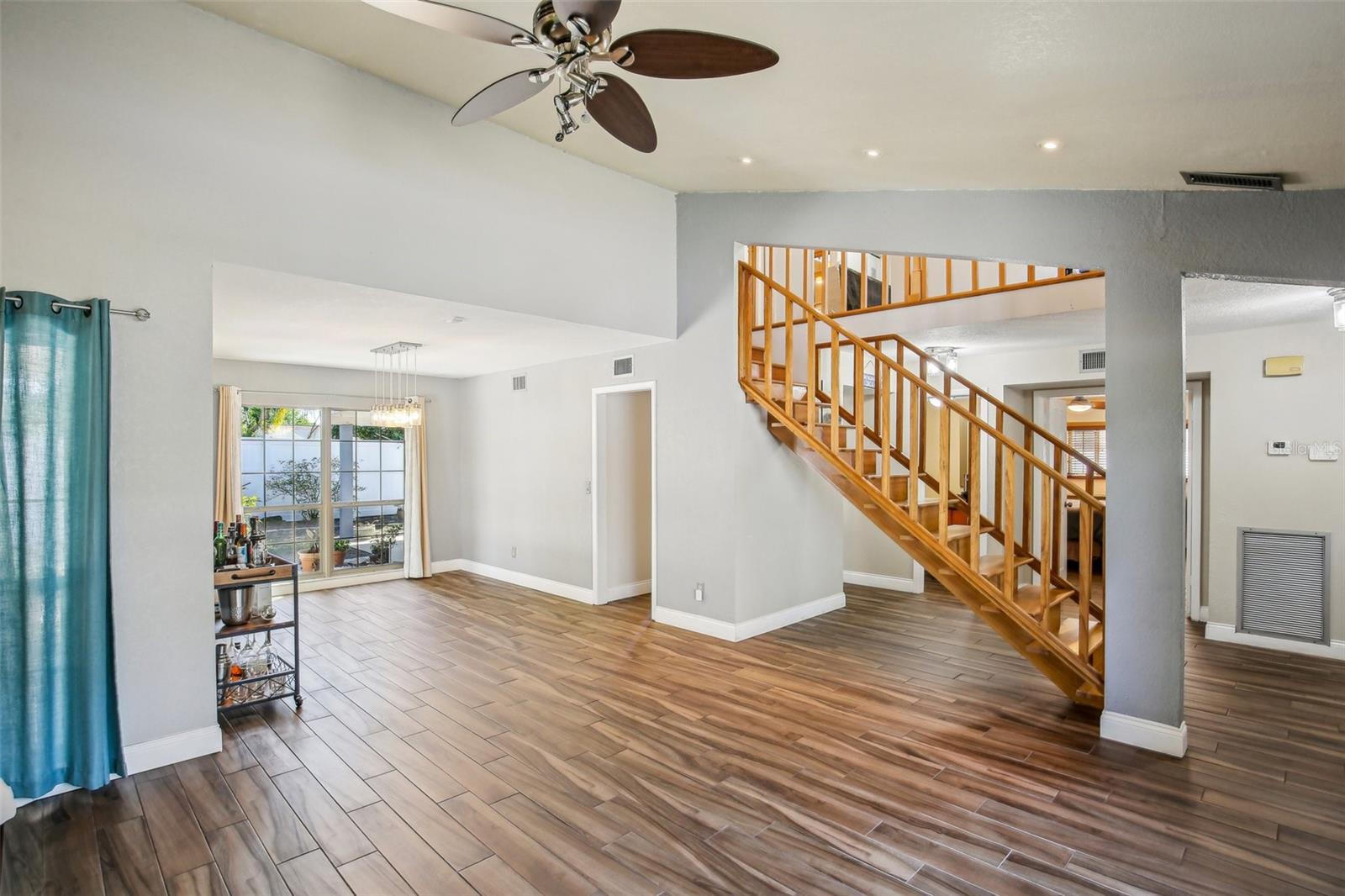 8019 GREENSHIRE DR, TAMPA, FL, 33634