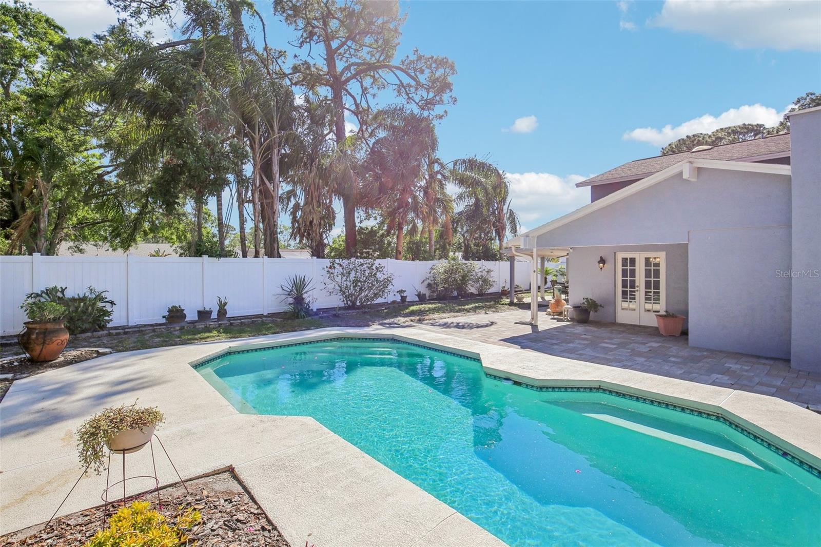 8019 GREENSHIRE DR, TAMPA, FL, 33634