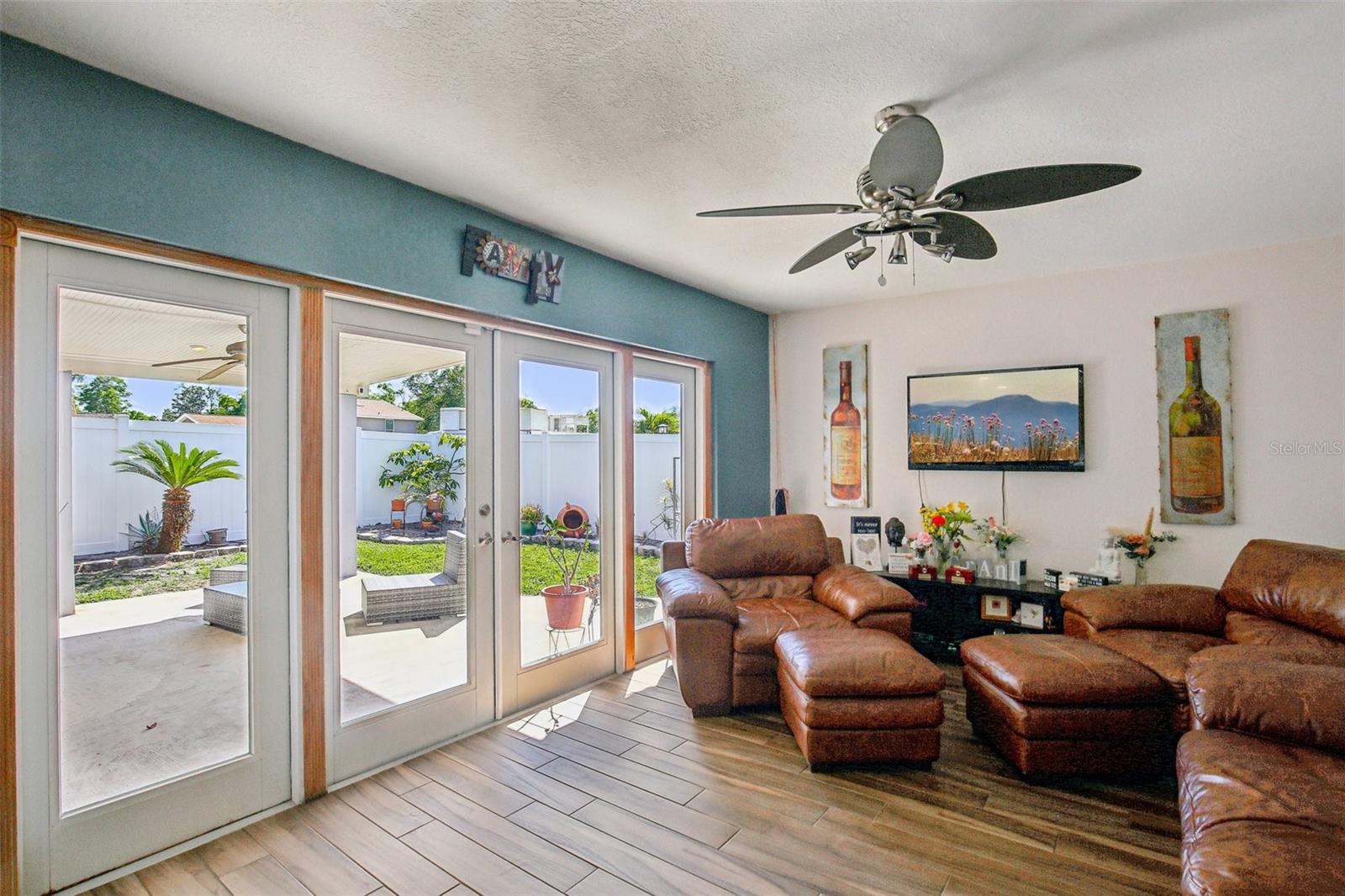 8019 GREENSHIRE DR, TAMPA, FL, 33634