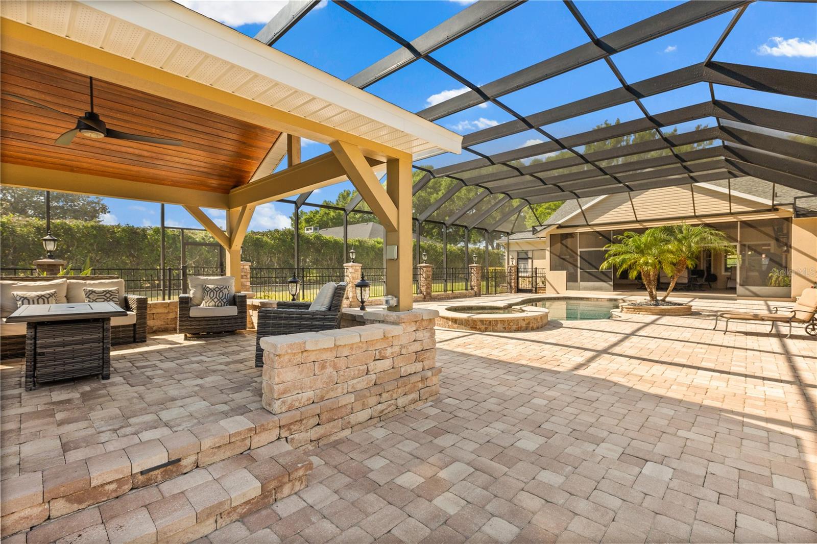 1800 LAKE TERRACE DR, EUSTIS, FL, 32726