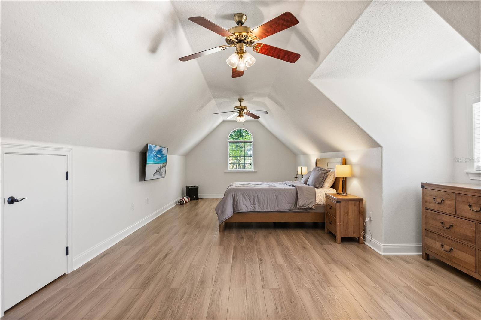 1800 LAKE TERRACE DR, EUSTIS, FL, 32726