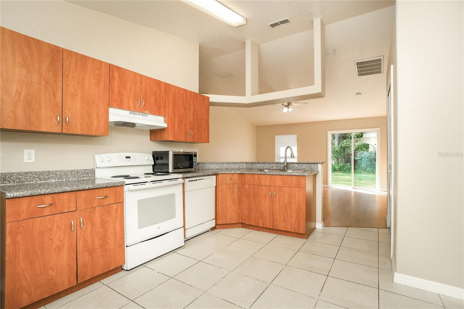 143 INCONNU CT, KISSIMMEE, FL, 34759