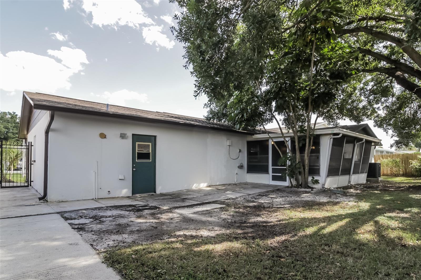 4712 SOAPSTONE DR, TAMPA, FL, 33615