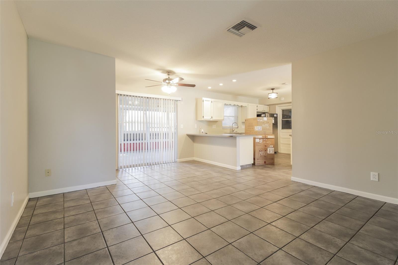 4712 SOAPSTONE DR, TAMPA, FL, 33615