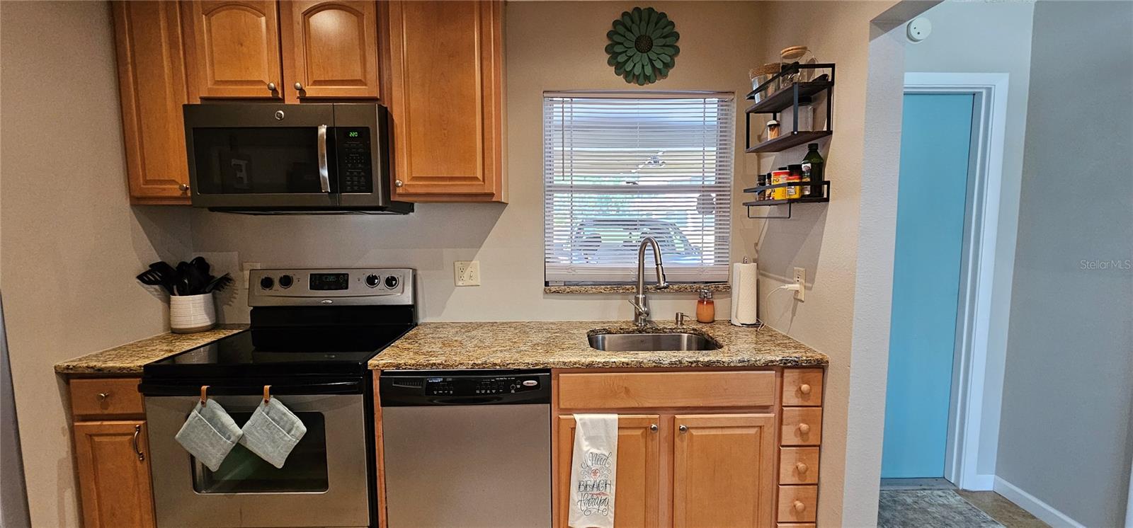 3390 RAMBLEWOOD CT, SARASOTA, FL, 34237