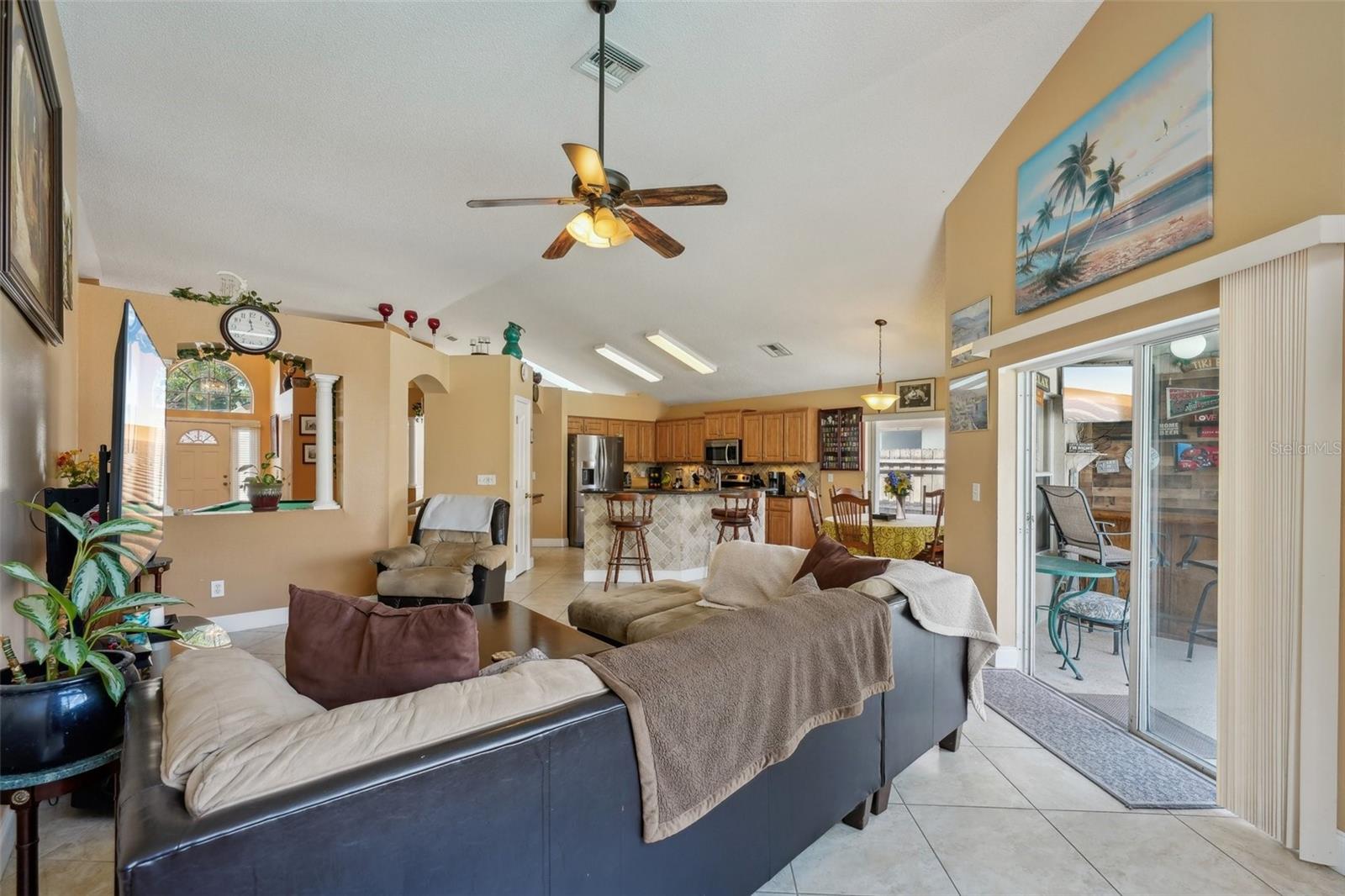 10234 OASIS PALM DR, TAMPA, FL, 33615