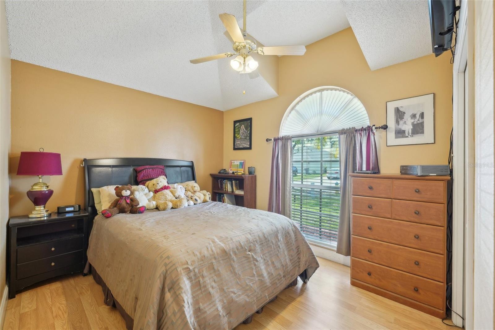 10234 OASIS PALM DR, TAMPA, FL, 33615