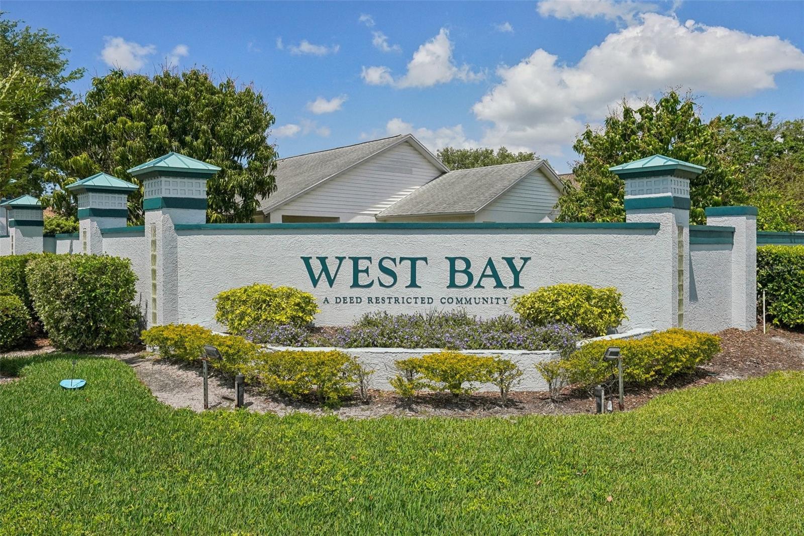 10234 OASIS PALM DR, TAMPA, FL, 33615