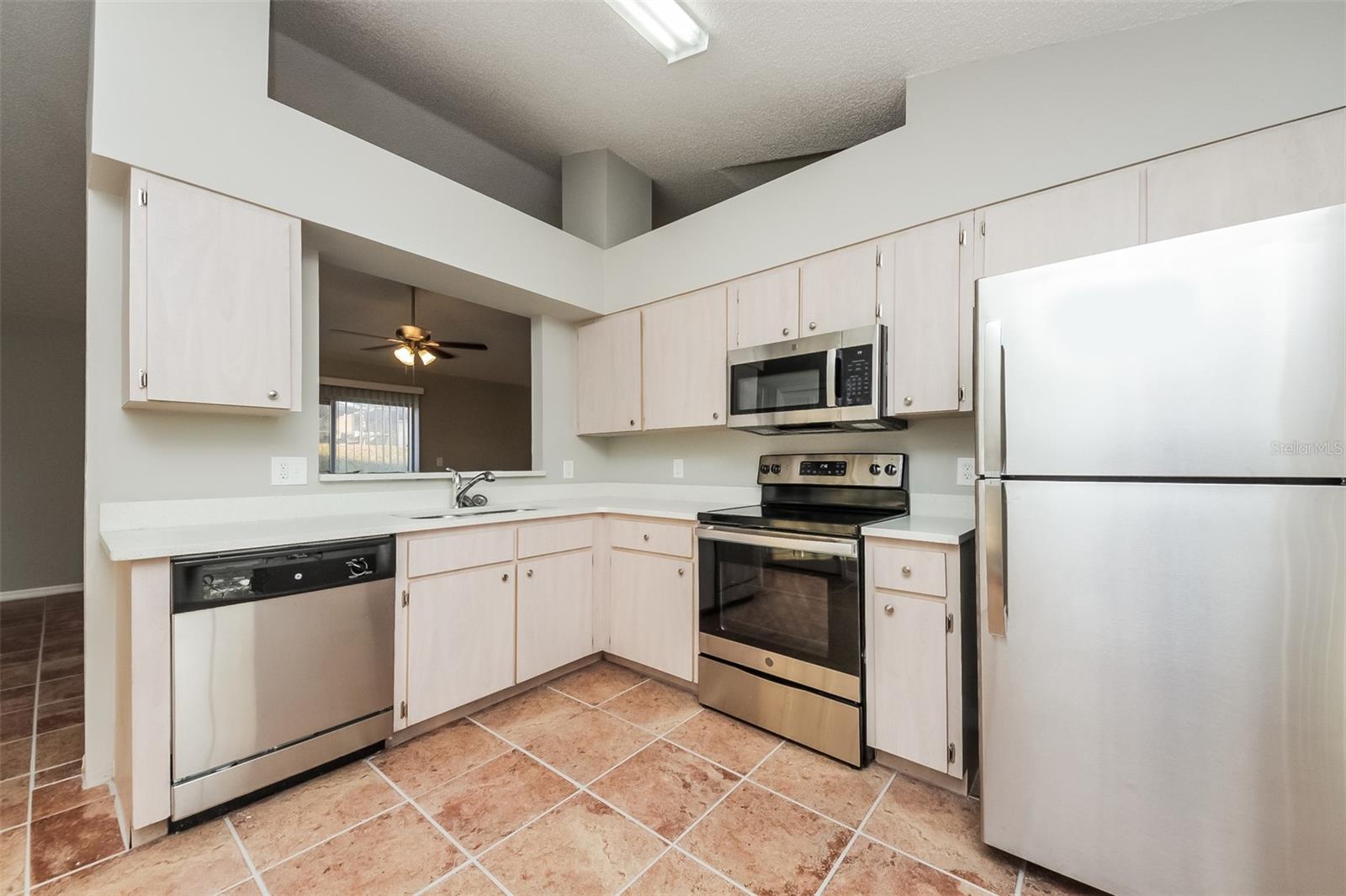 114 OXFORD RD, DAVENPORT, FL, 33896