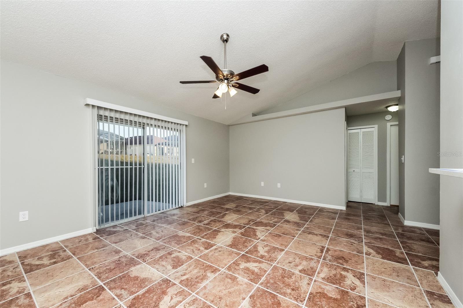 114 OXFORD RD, DAVENPORT, FL, 33896