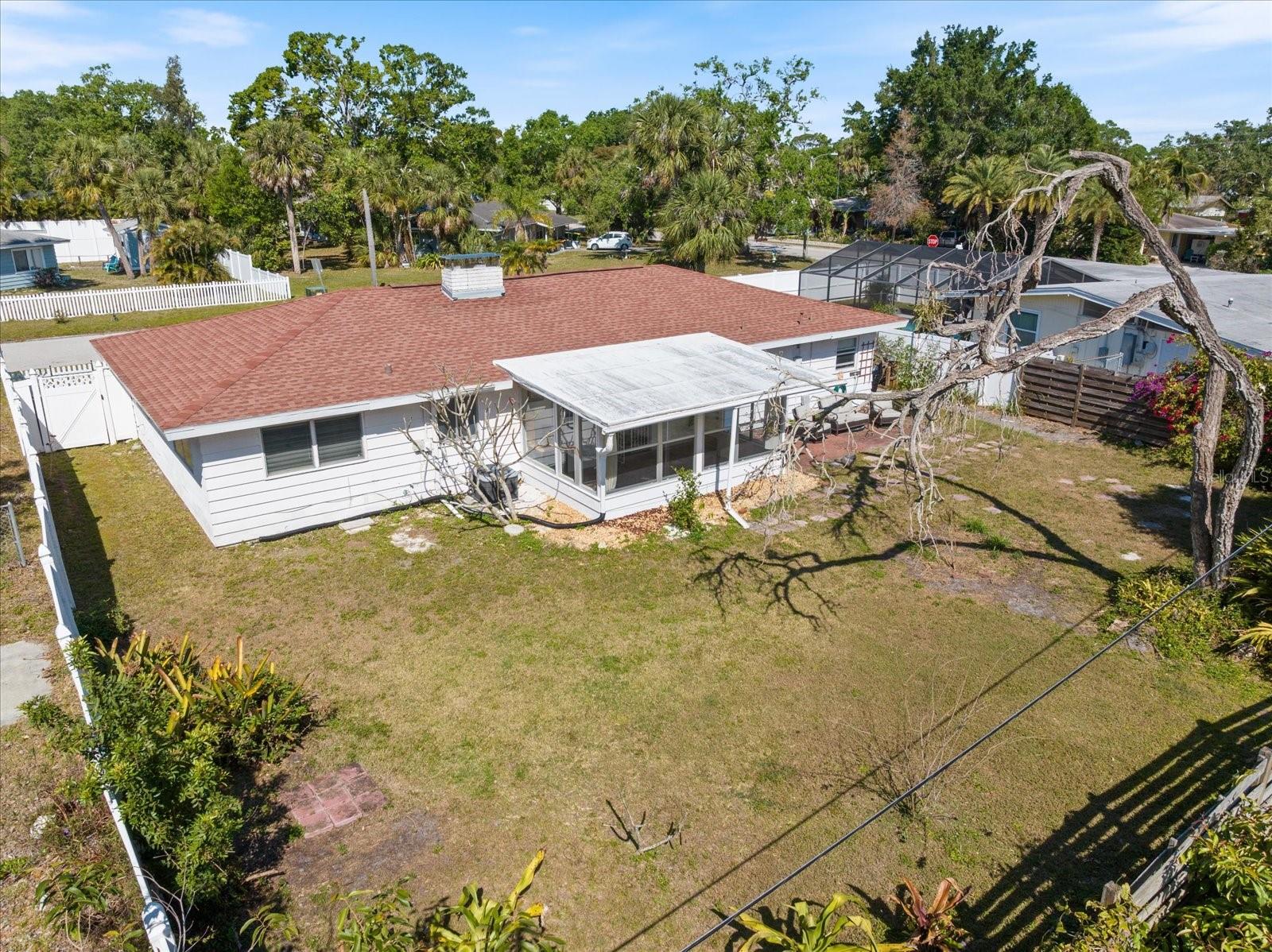 2121 CLEMATIS CT, SARASOTA, FL, 34239