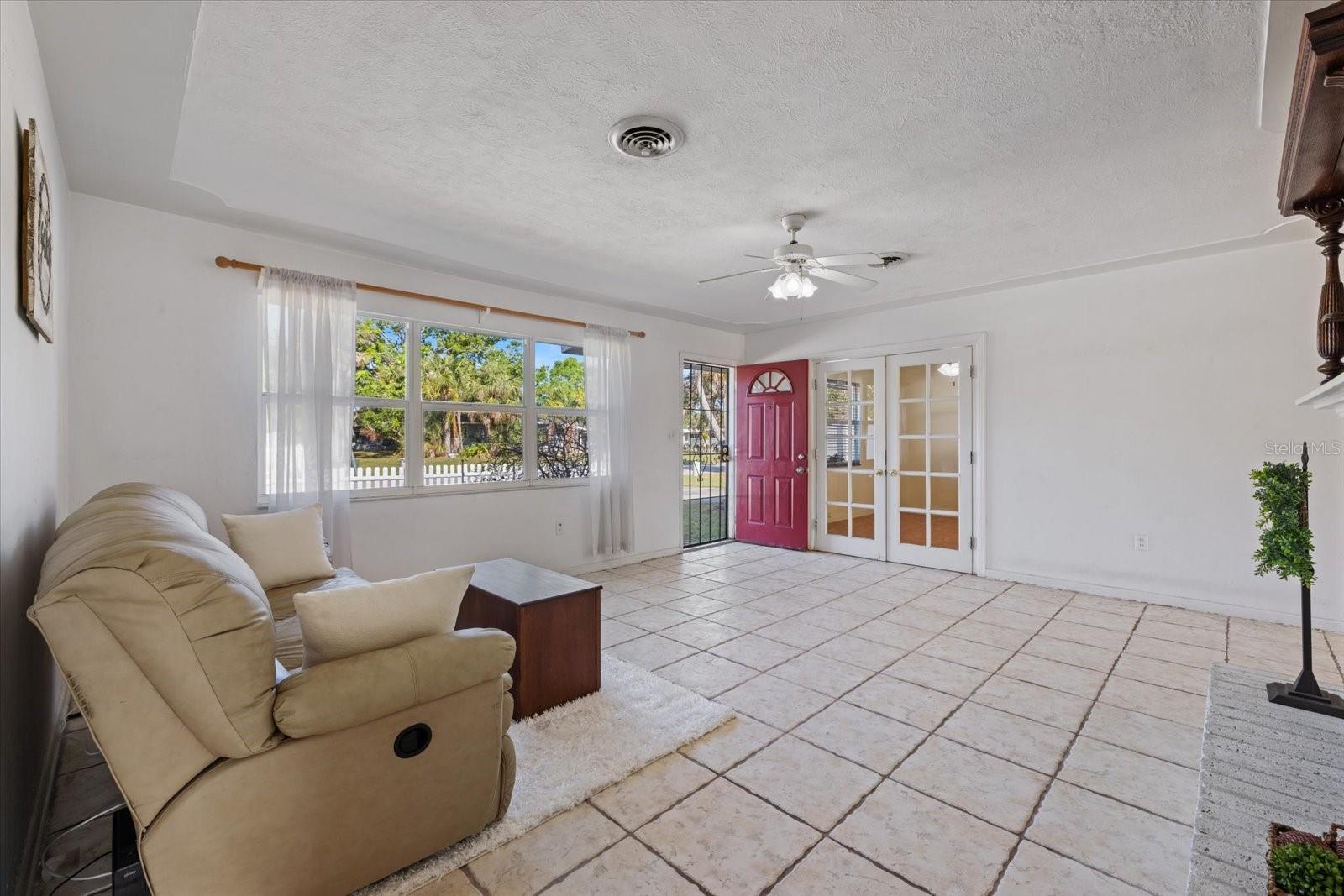 2121 CLEMATIS CT, SARASOTA, FL, 34239