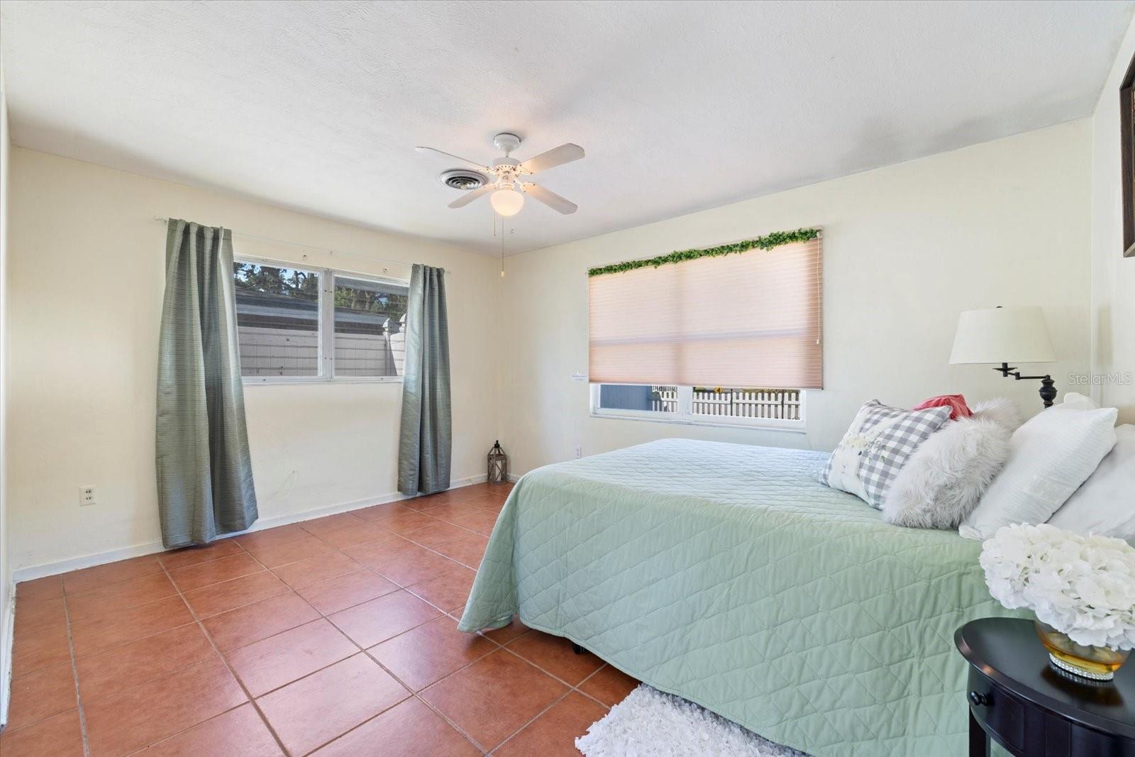 2121 CLEMATIS CT, SARASOTA, FL, 34239