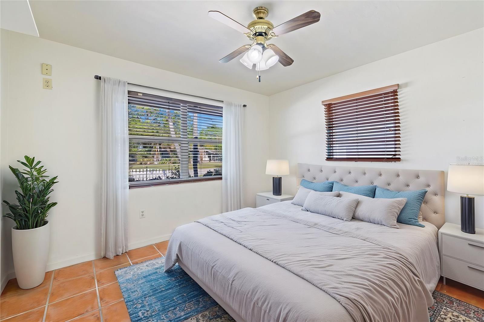 2121 CLEMATIS CT, SARASOTA, FL, 34239