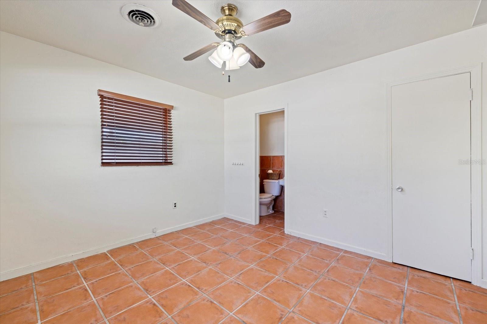 2121 CLEMATIS CT, SARASOTA, FL, 34239