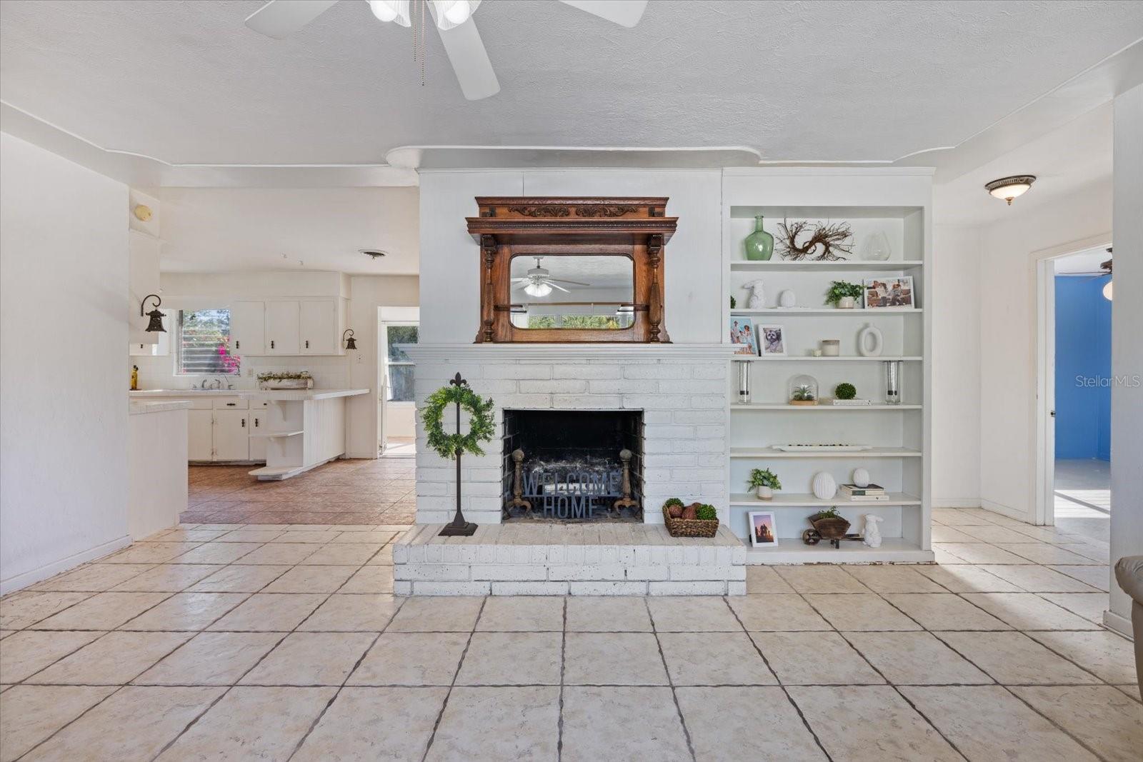 2121 CLEMATIS CT, SARASOTA, FL, 34239