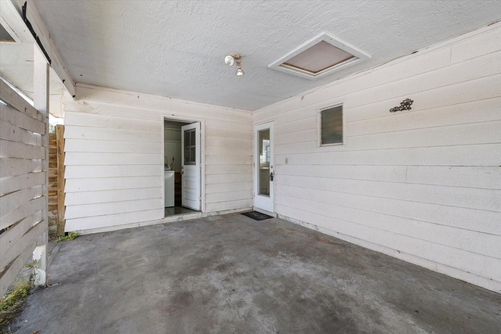 2121 CLEMATIS CT, SARASOTA, FL, 34239