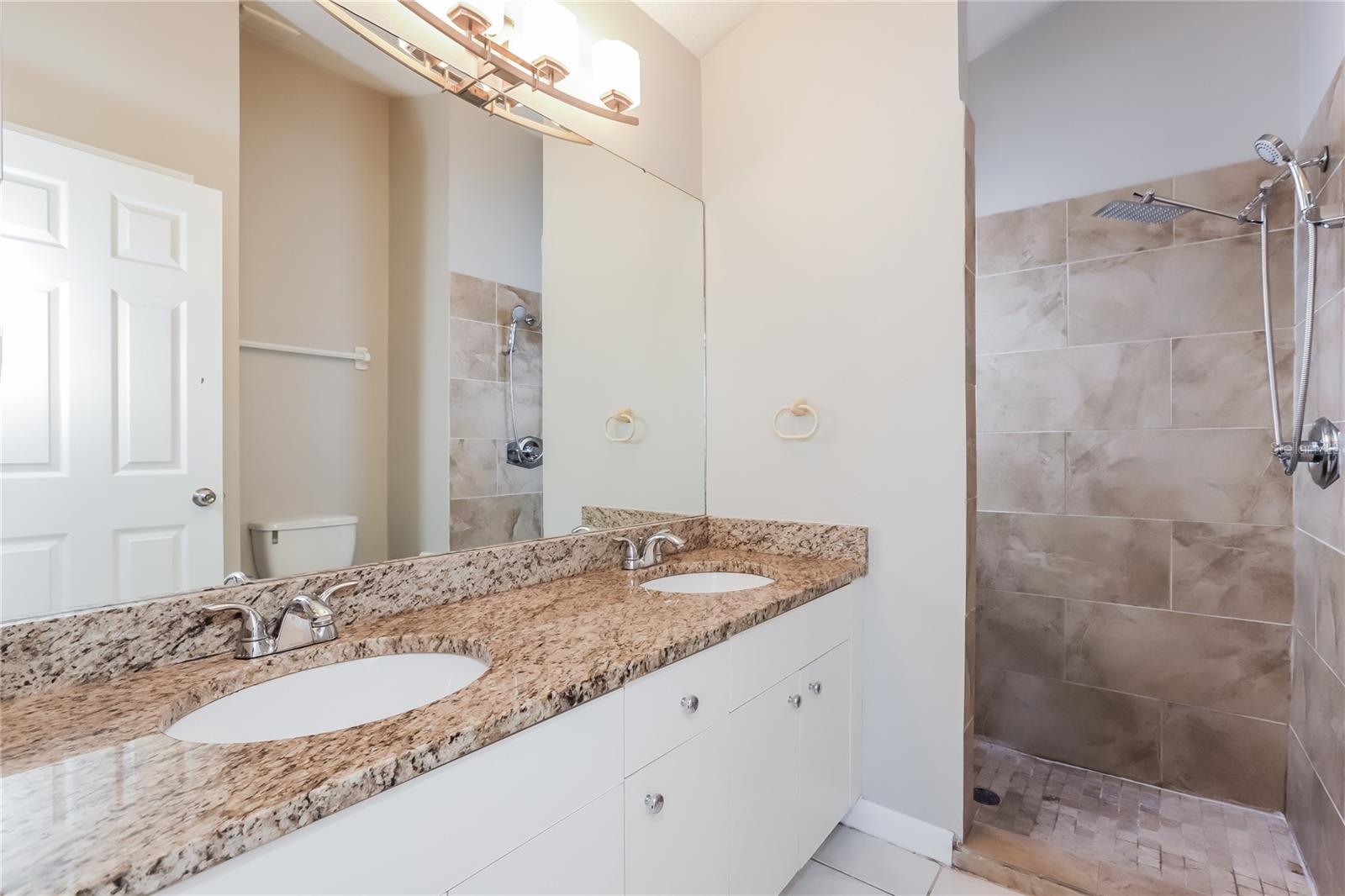 4714 LIMERICK DR, TAMPA, FL, 33610