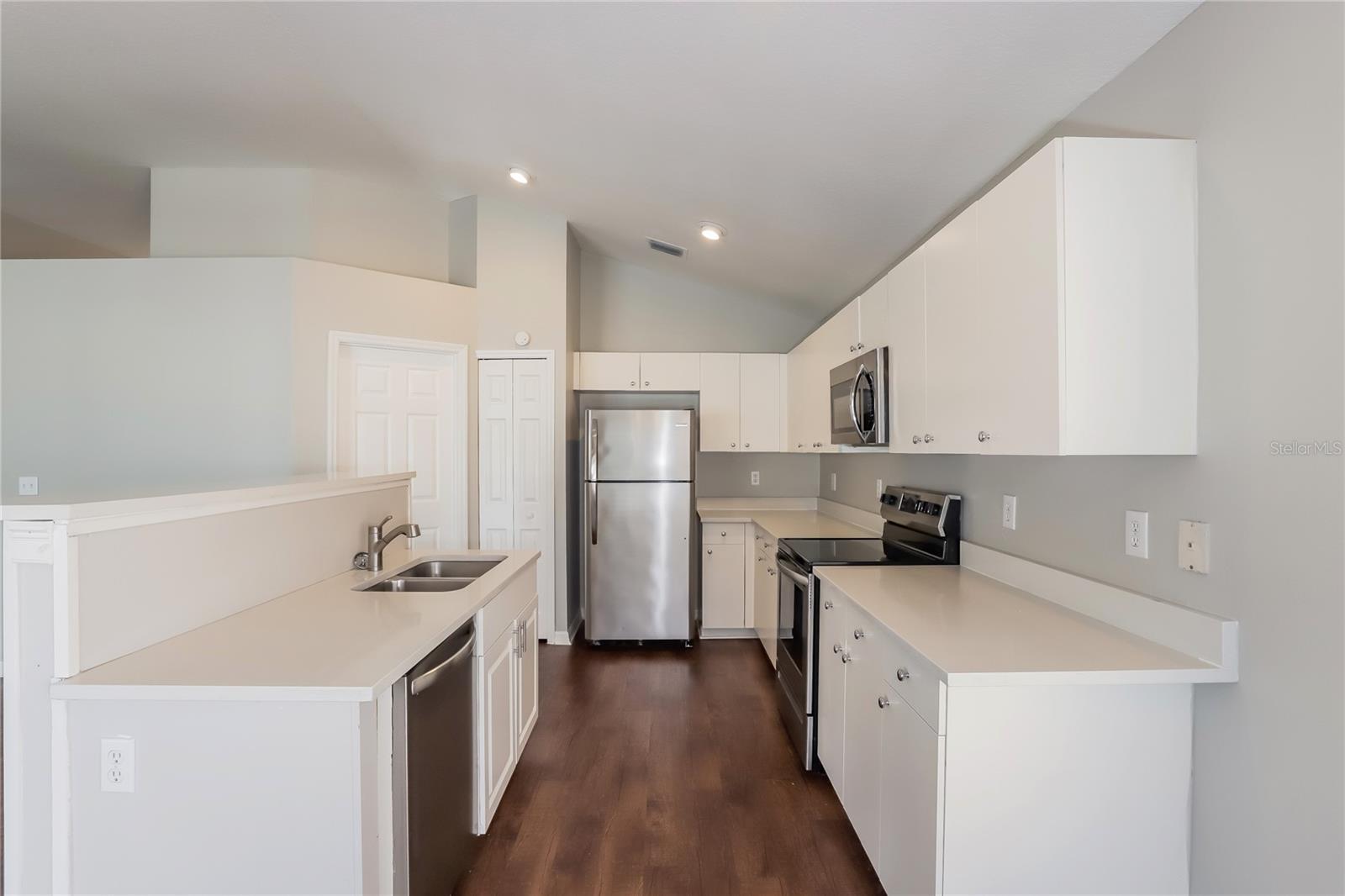 4714 LIMERICK DR, TAMPA, FL, 33610