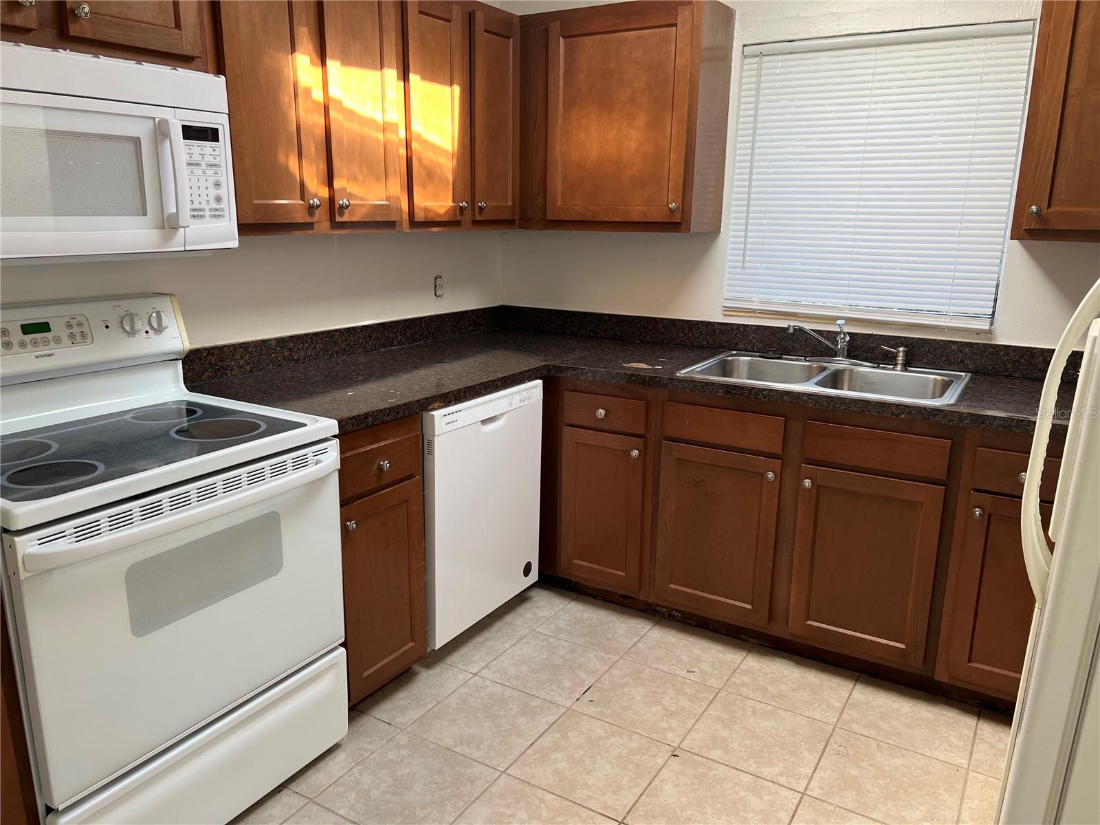 260 DALTON BLVD, PORT CHARLOTTE, FL, 33952