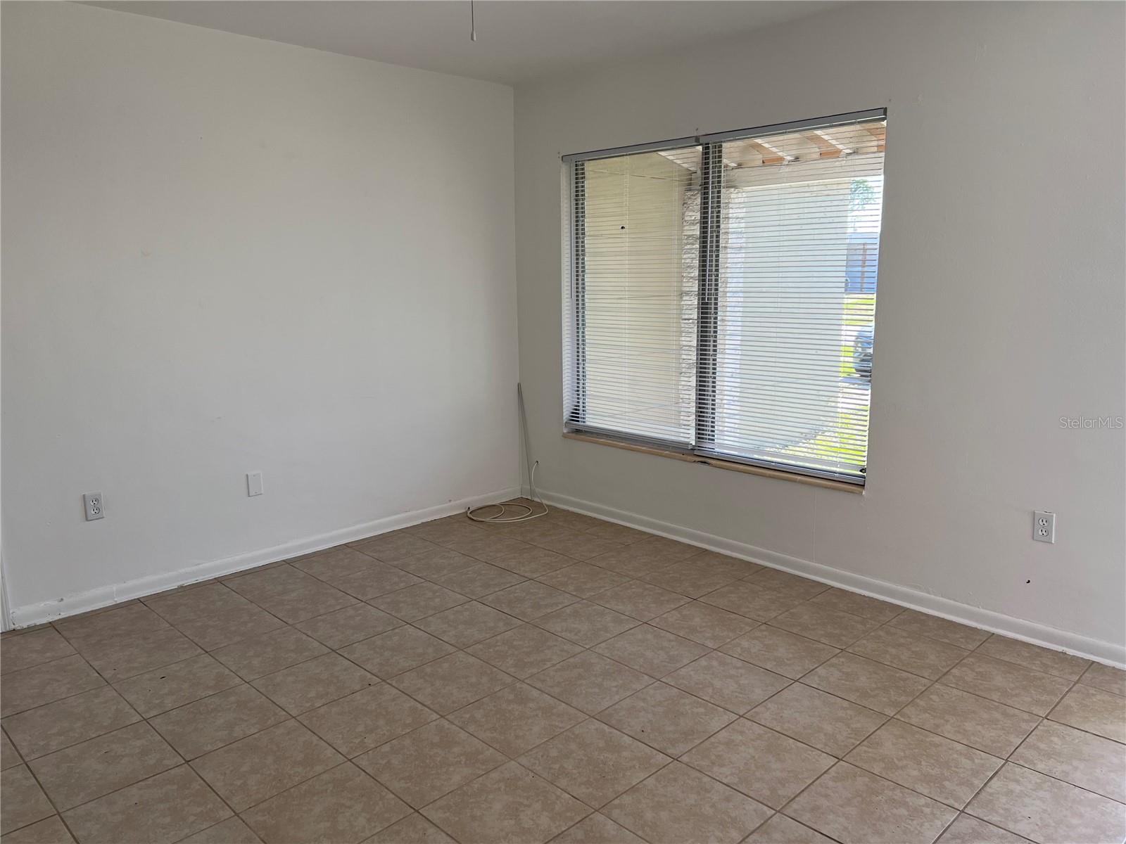 260 DALTON BLVD, PORT CHARLOTTE, FL, 33952