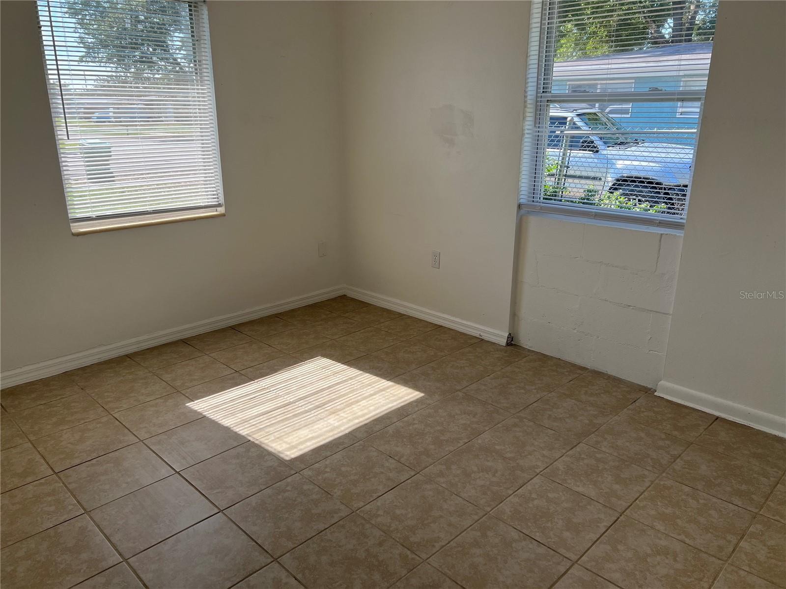 260 DALTON BLVD, PORT CHARLOTTE, FL, 33952