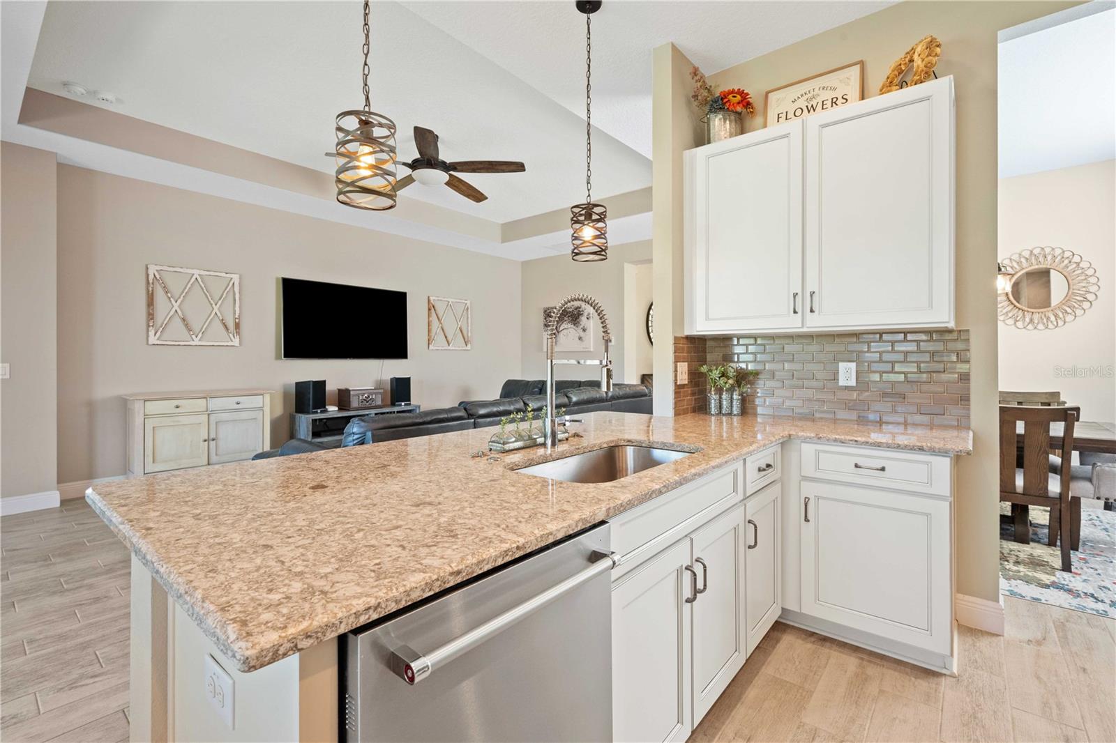 30174 SOUTHERNWOOD CT, WESLEY CHAPEL, FL, 33543