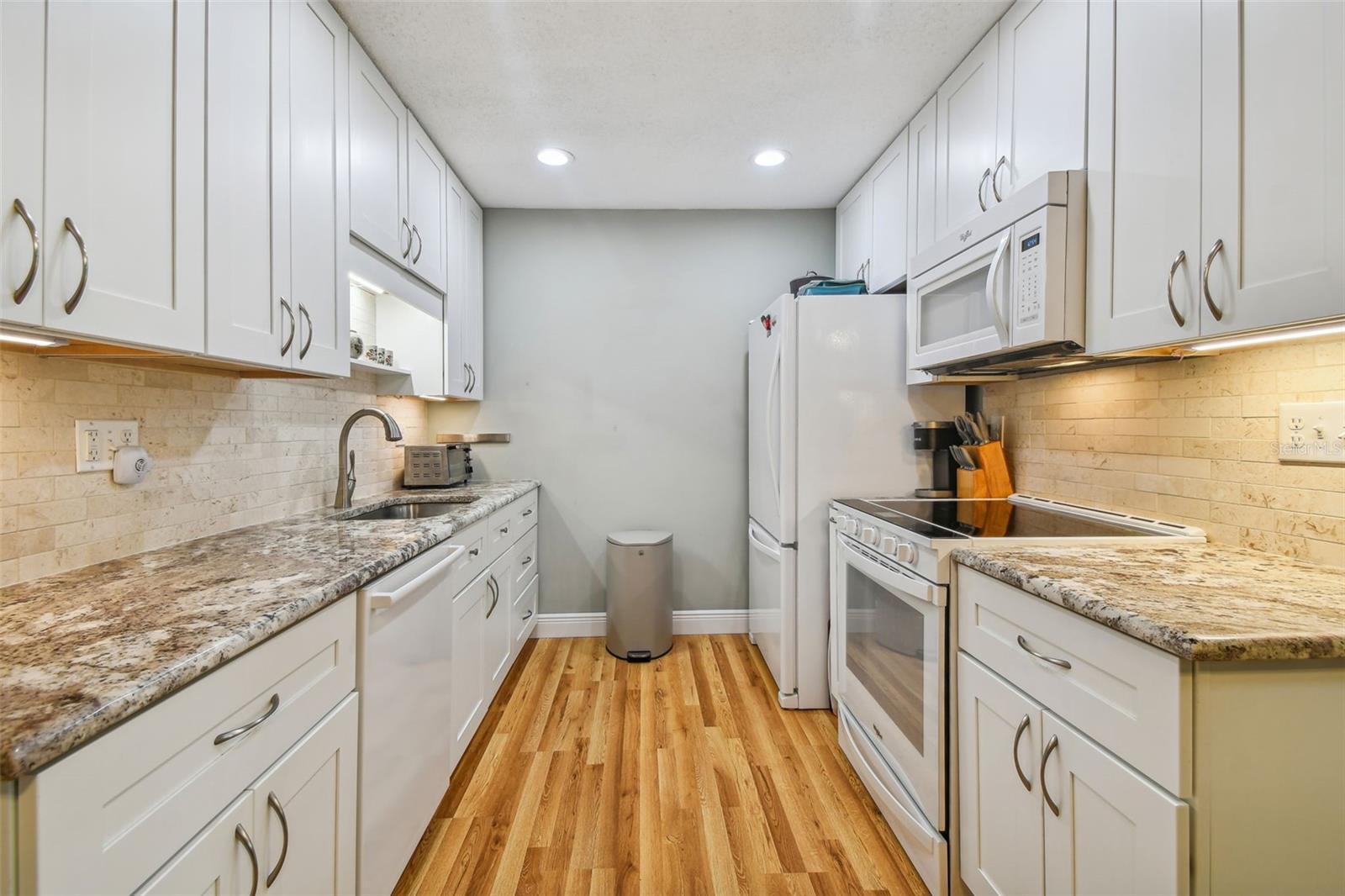 1335 QUEEN ANNE DR #A, PALM HARBOR, FL, 34684
