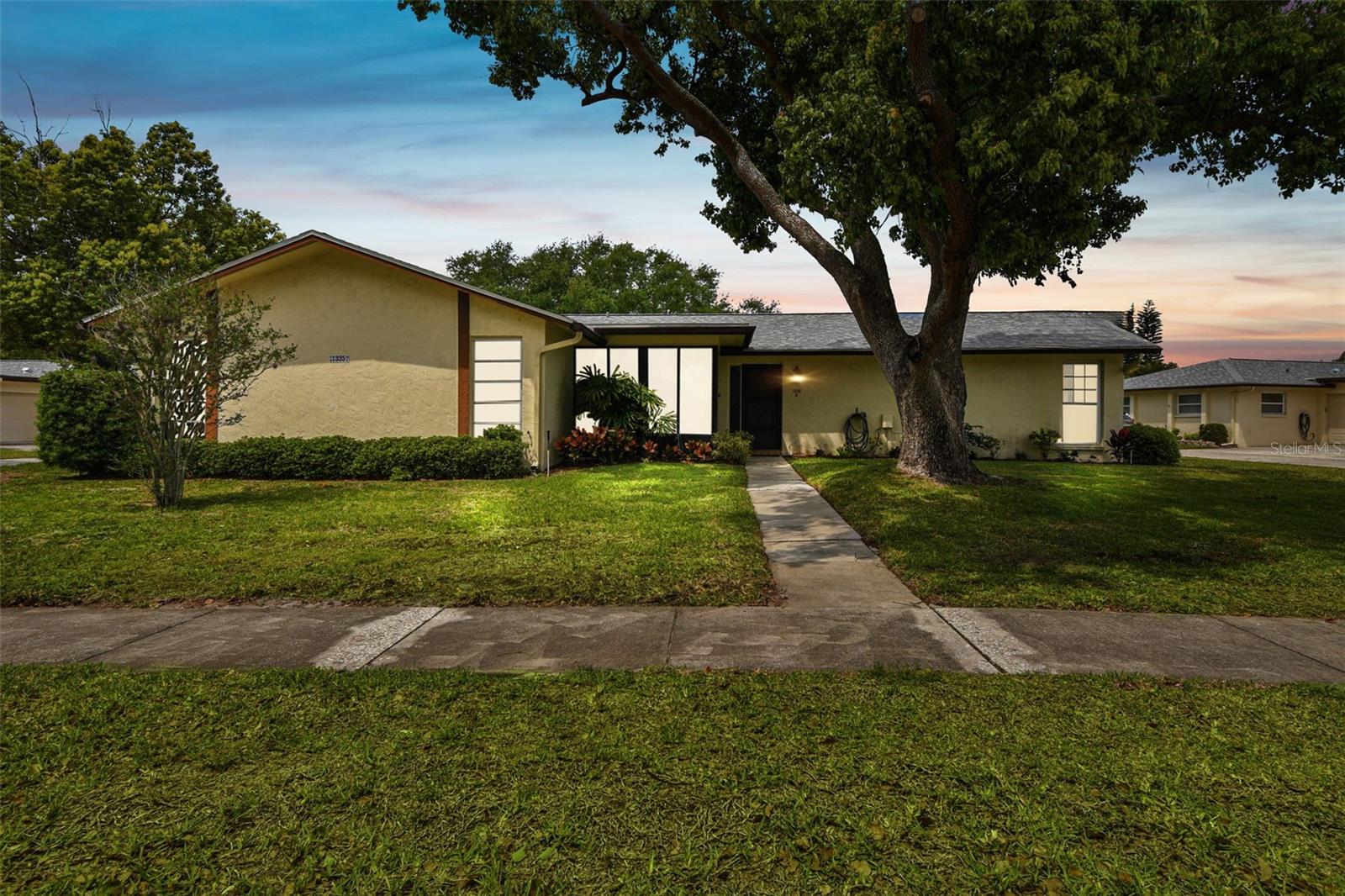 1335 QUEEN ANNE DR #A, PALM HARBOR, FL, 34684