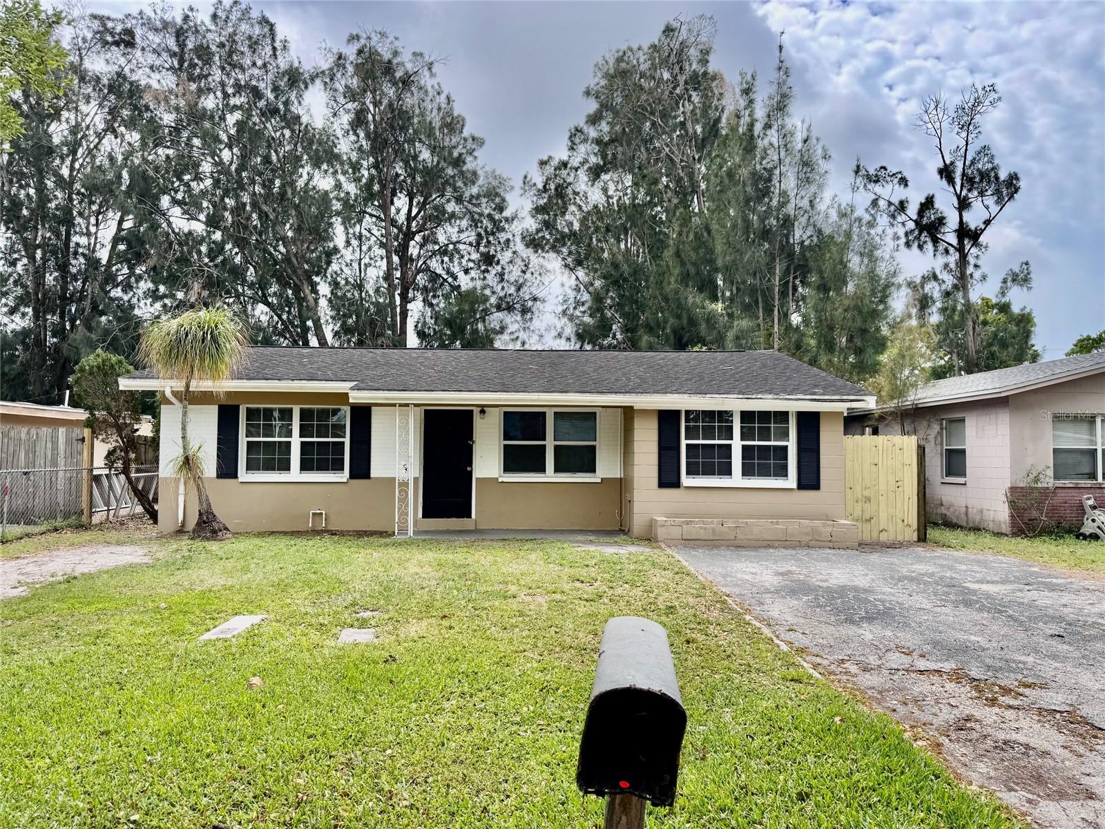6450 79TH AVE N, PINELLAS PARK, FL, 33781