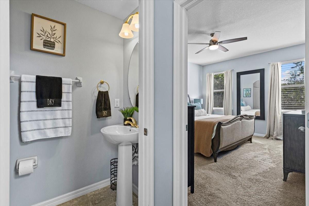 2221 BROADWAY VIEW AVE, BRANDON, FL, 33510