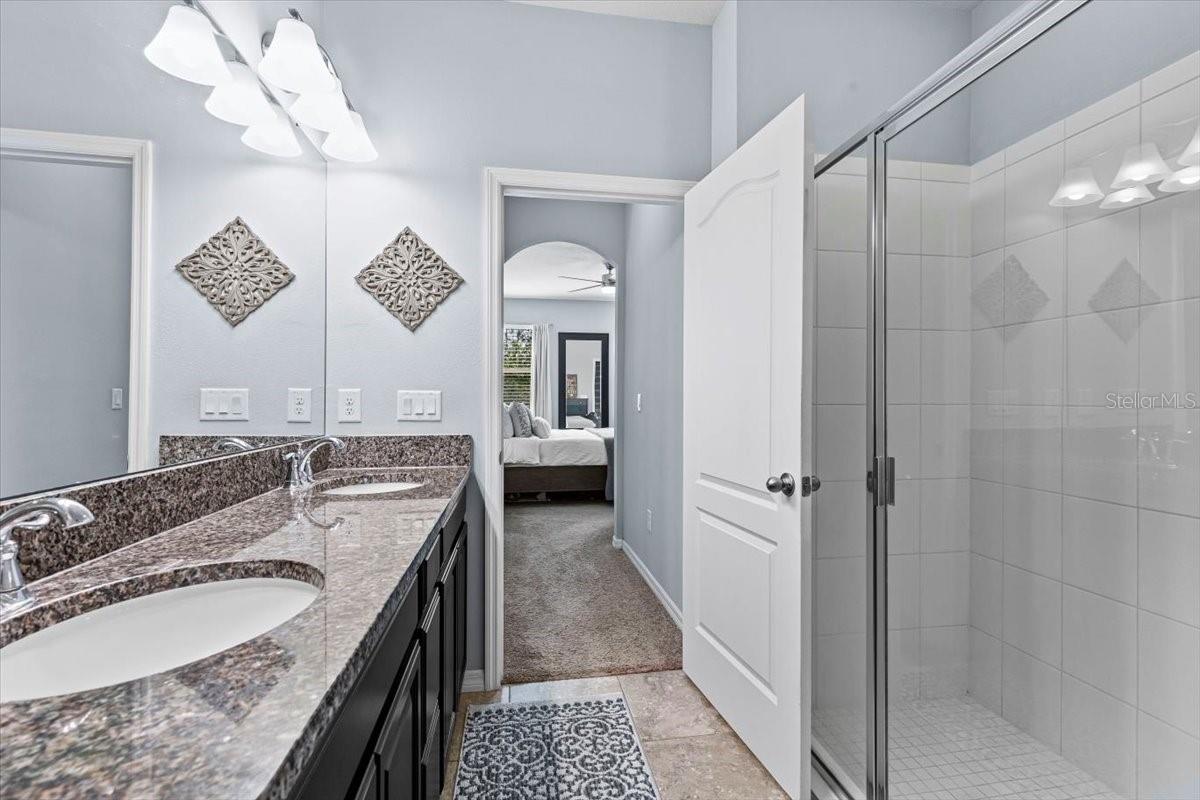 2221 BROADWAY VIEW AVE, BRANDON, FL, 33510