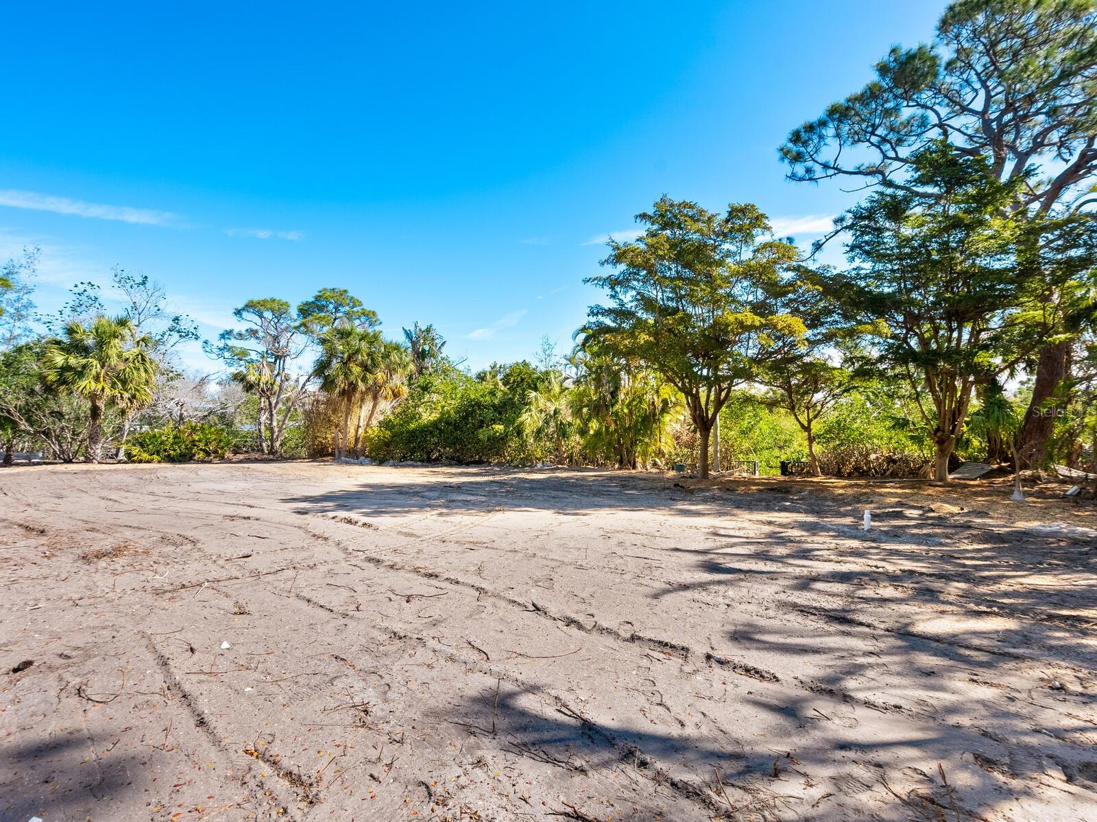 7219 PINE NEEDLE RD, SARASOTA, FL, 34242