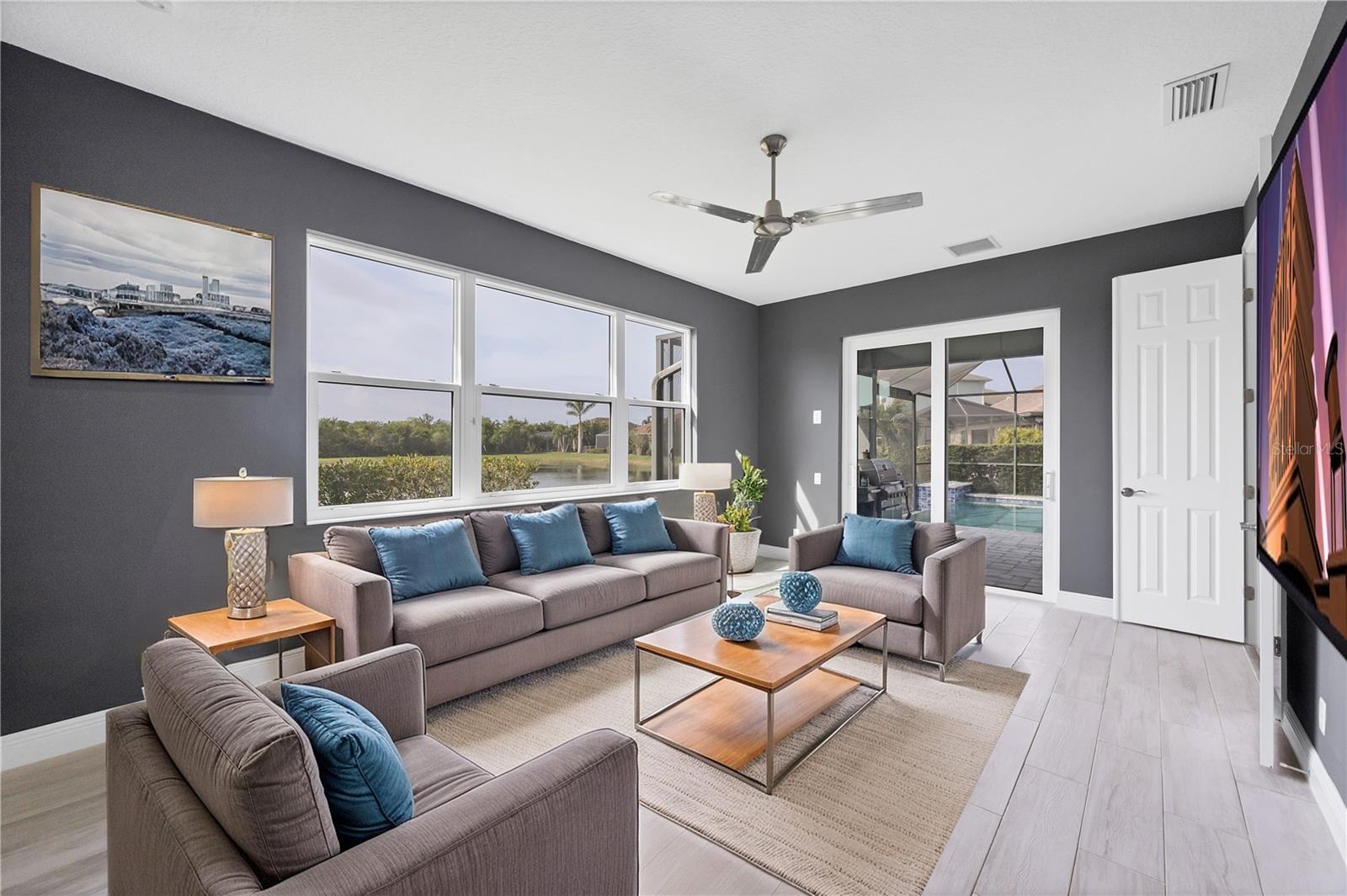 659 ROSEMARY CIR, BRADENTON, FL, 34212