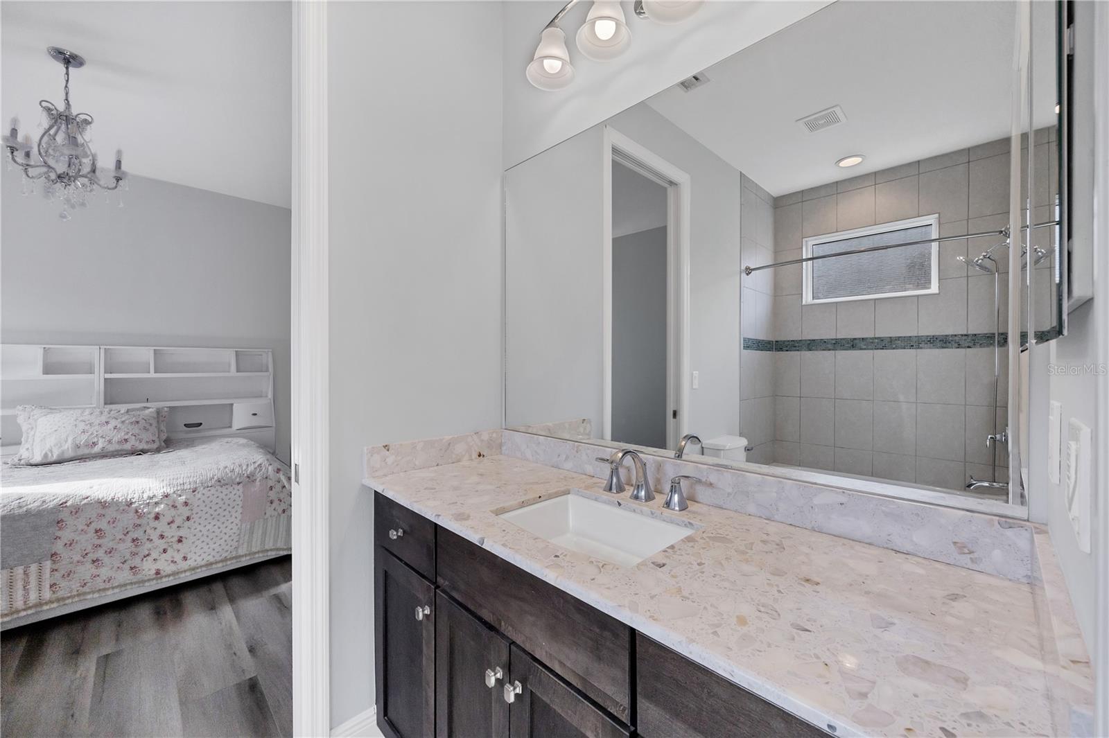 659 ROSEMARY CIR, BRADENTON, FL, 34212