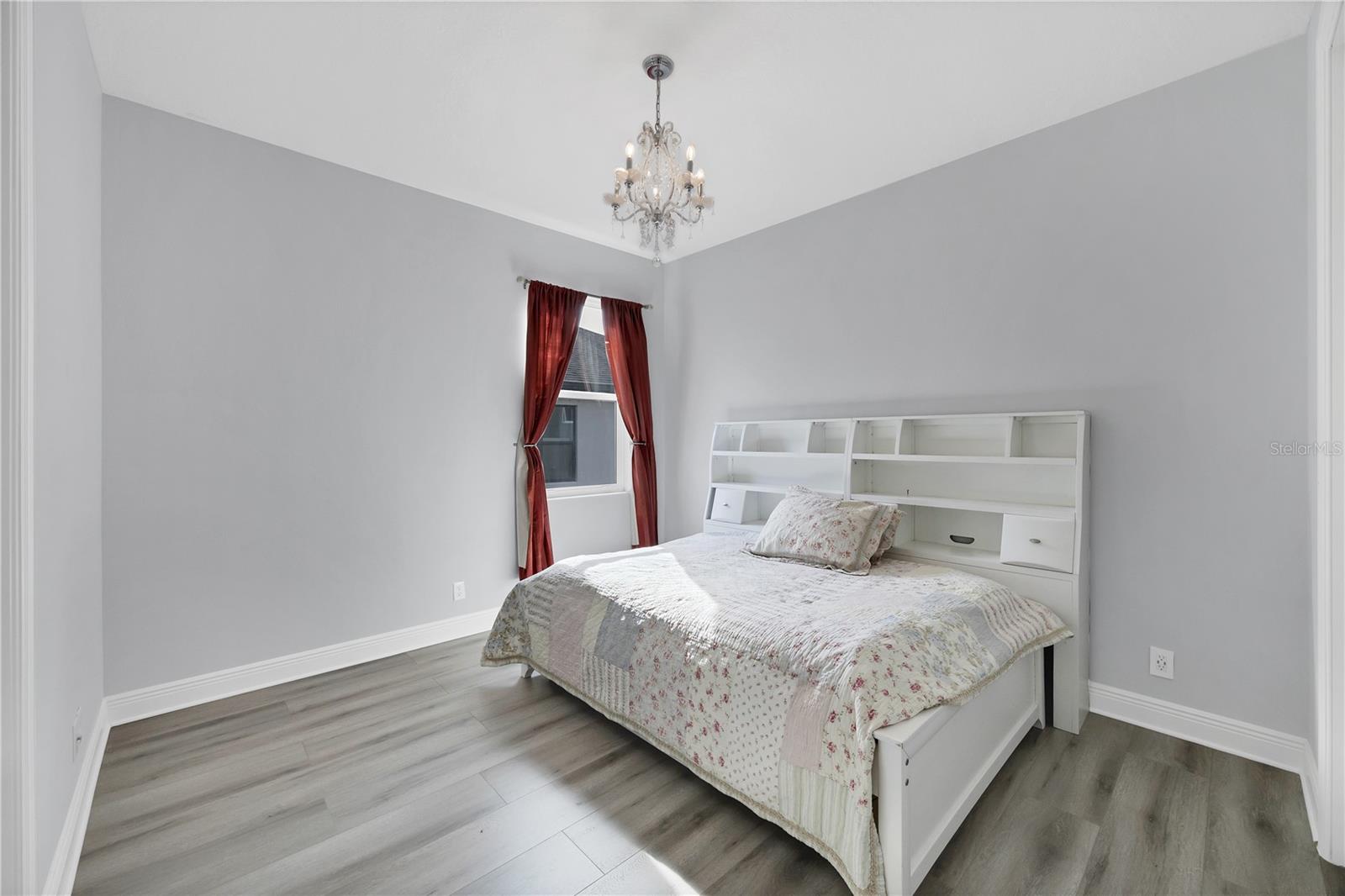 659 ROSEMARY CIR, BRADENTON, FL, 34212