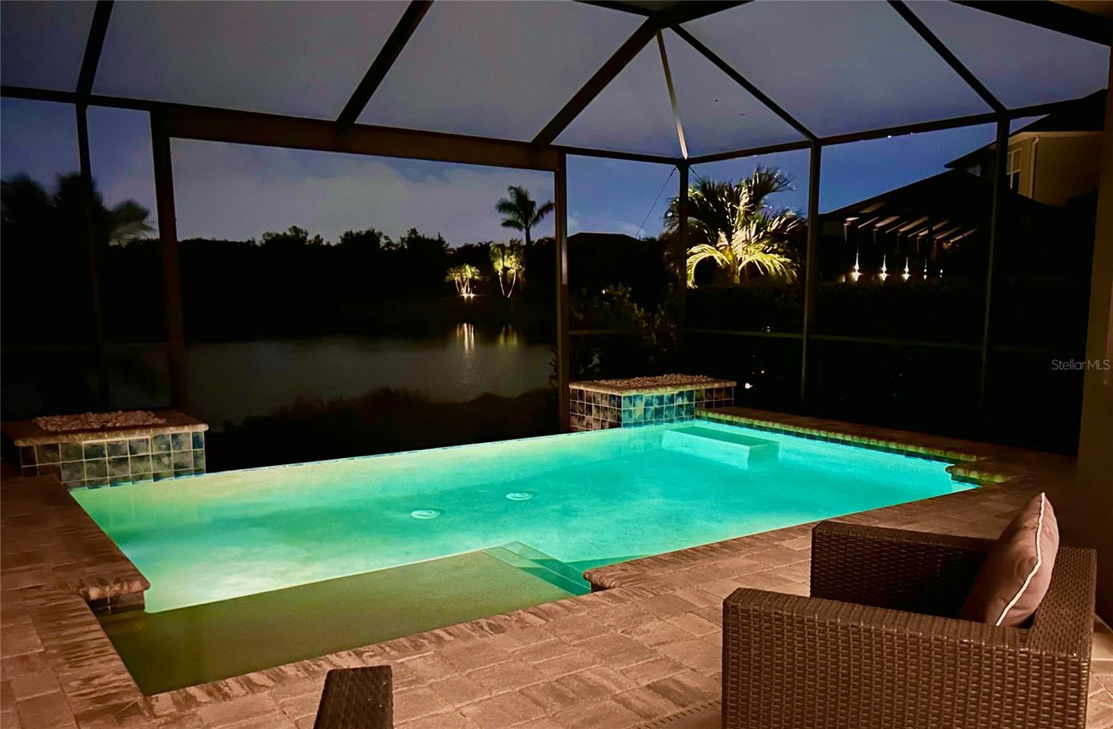 659 ROSEMARY CIR, BRADENTON, FL, 34212