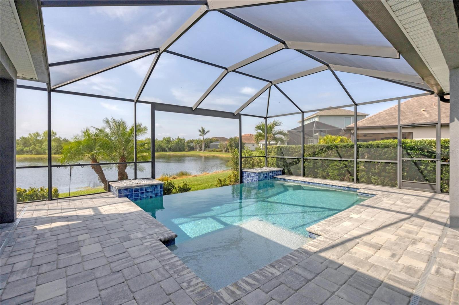 659 ROSEMARY CIR, BRADENTON, FL, 34212