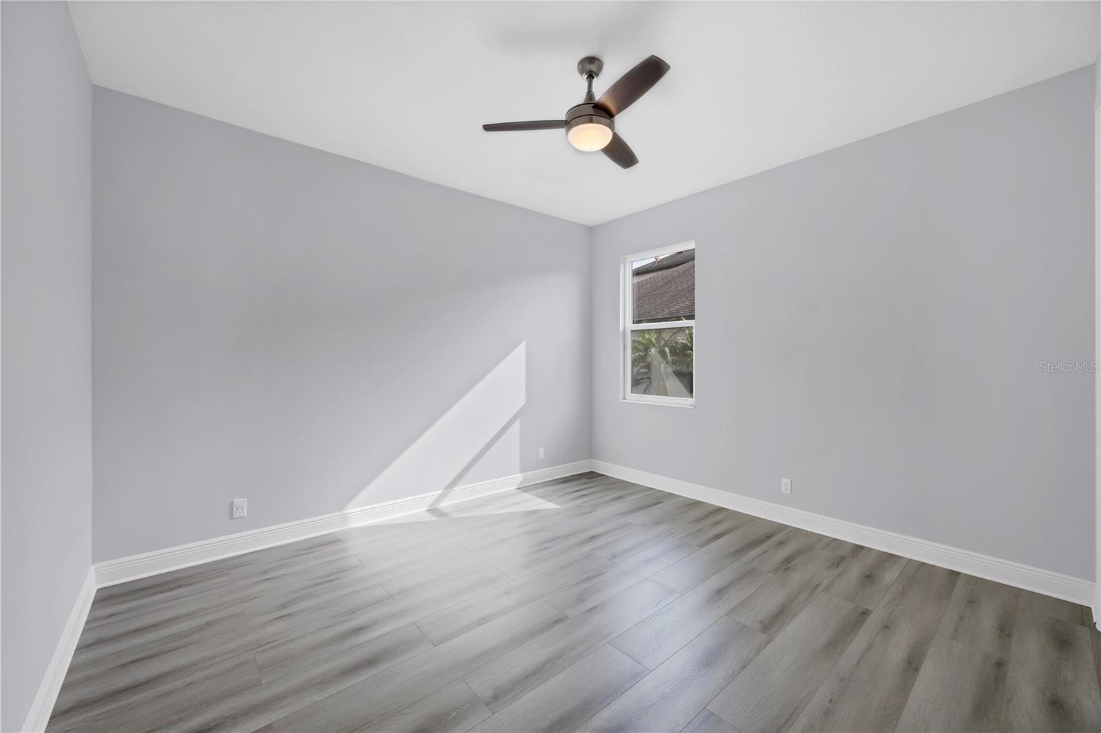 659 ROSEMARY CIR, BRADENTON, FL, 34212