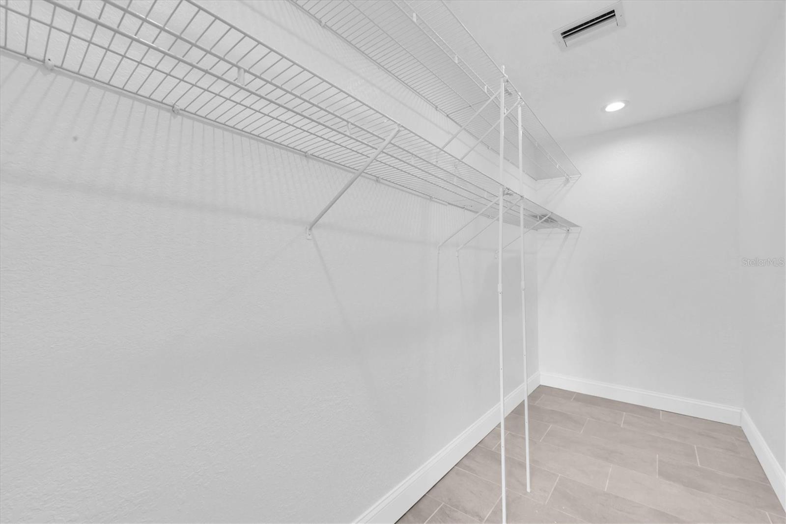404 NORMANDY RD, MADEIRA BEACH, FL, 33708