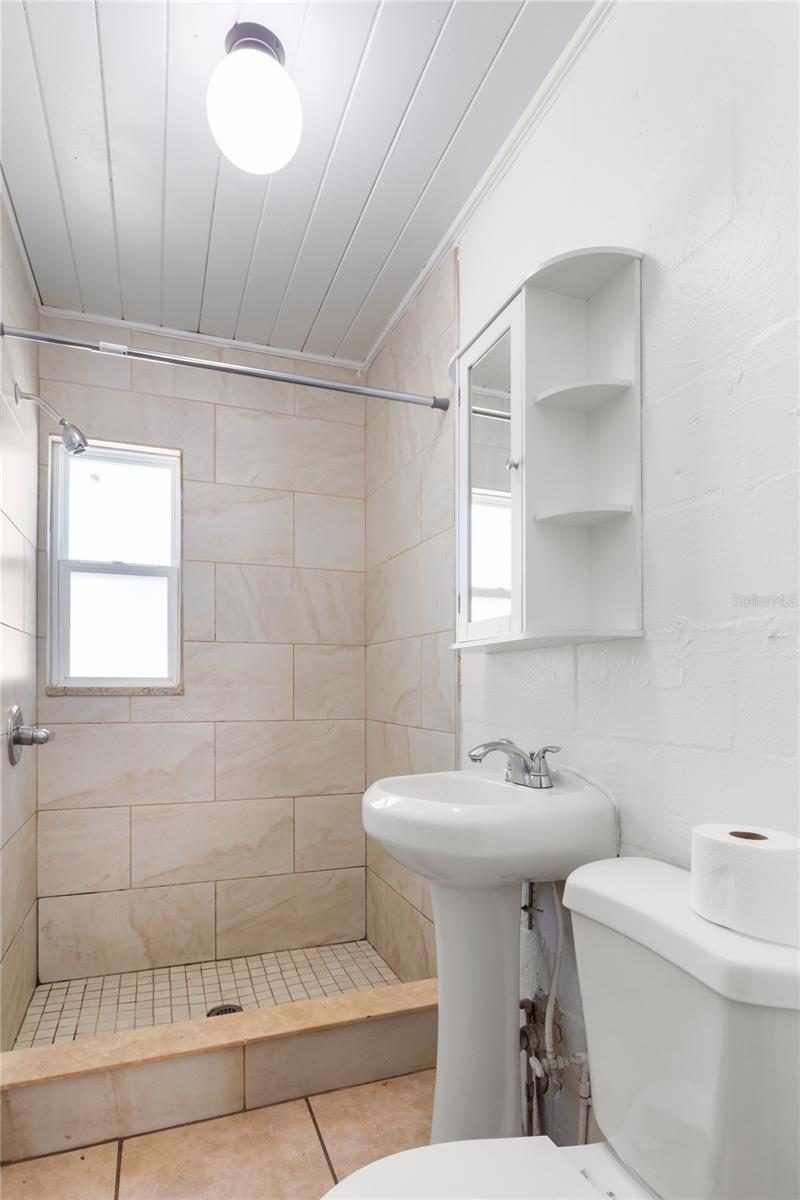 2004 E 15TH AVE, TAMPA, FL, 33605