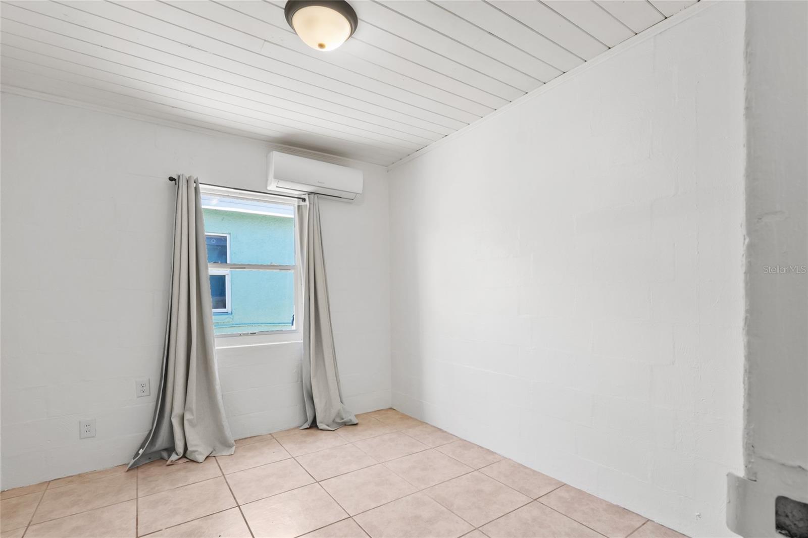 2004 E 15TH AVE, TAMPA, FL, 33605