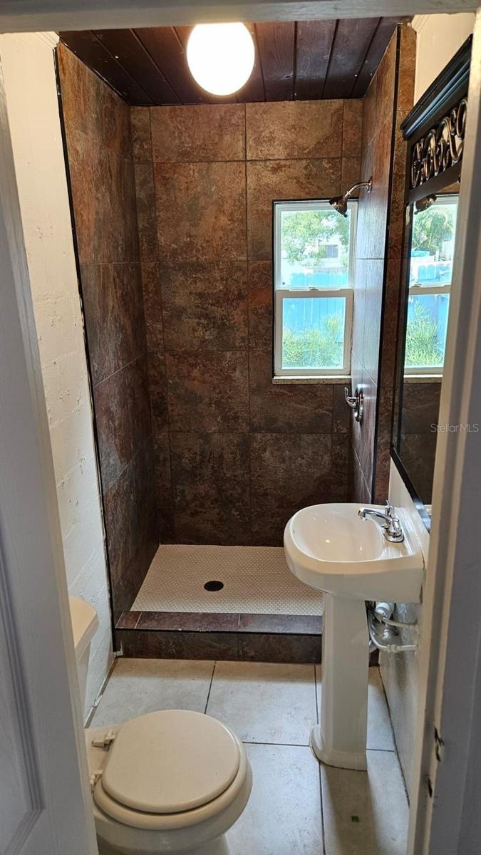 2004 E 15TH AVE, TAMPA, FL, 33605